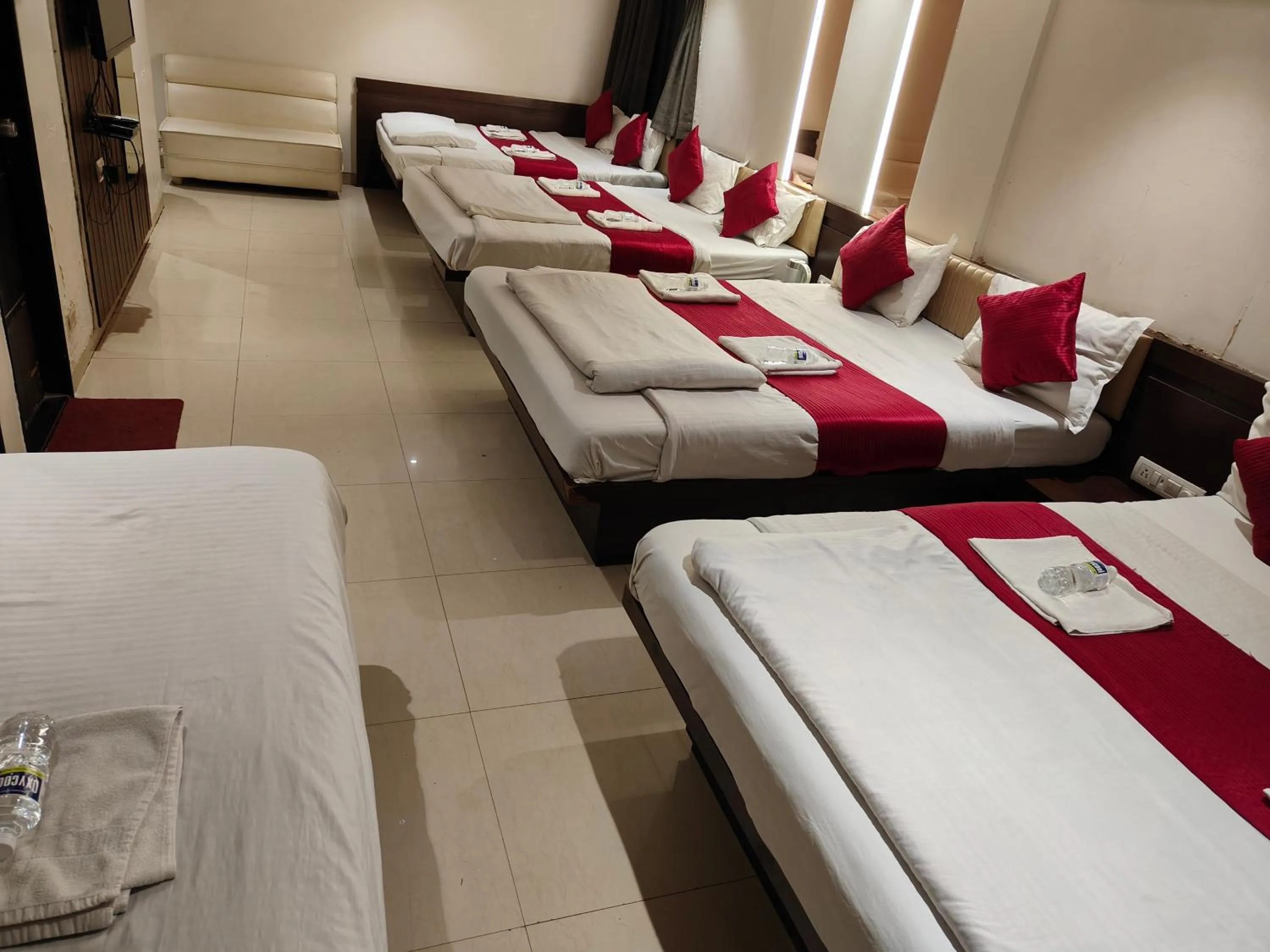 Bedroom, Bed in Hotel Anand Palace