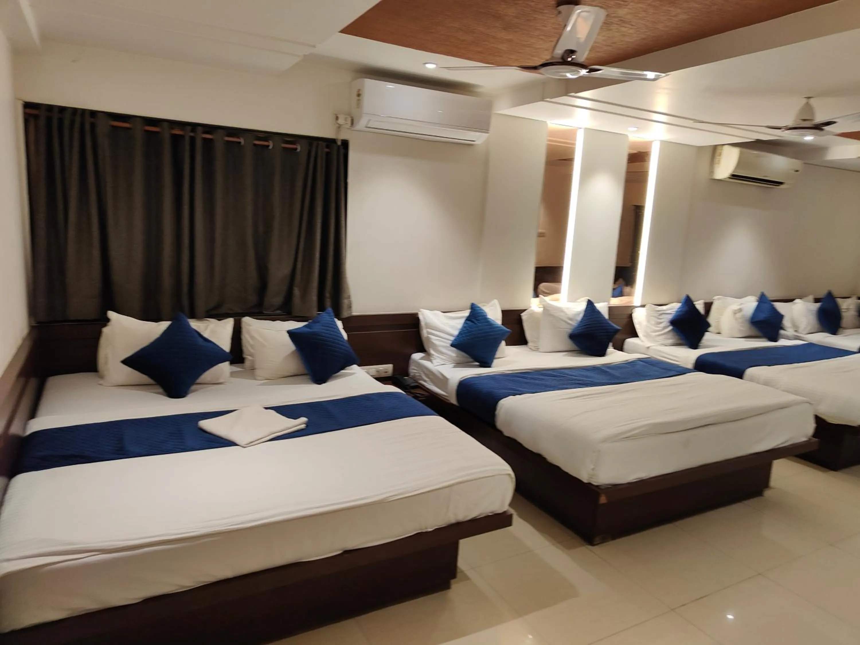 Bedroom, Bed in Hotel Anand Palace