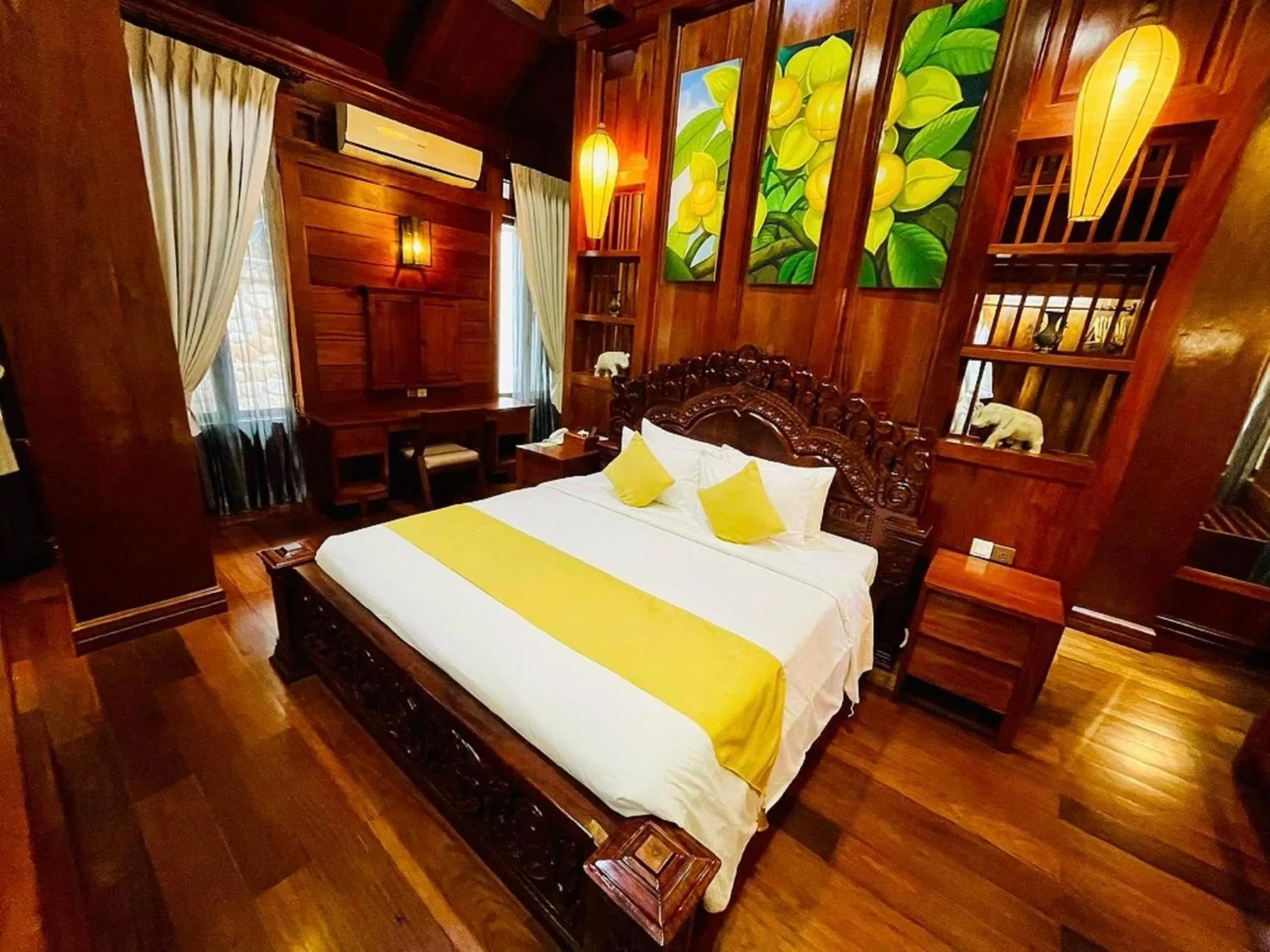 Bed in Try Palace Resort Kep