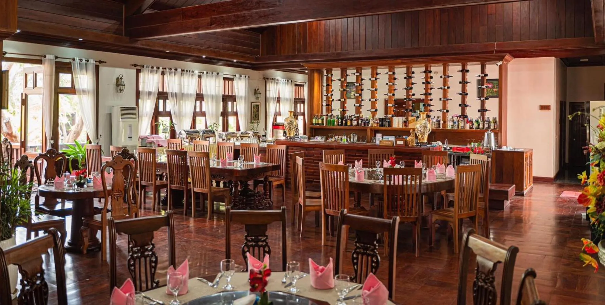 Restaurant/places to eat in Try Palace Resort Kep