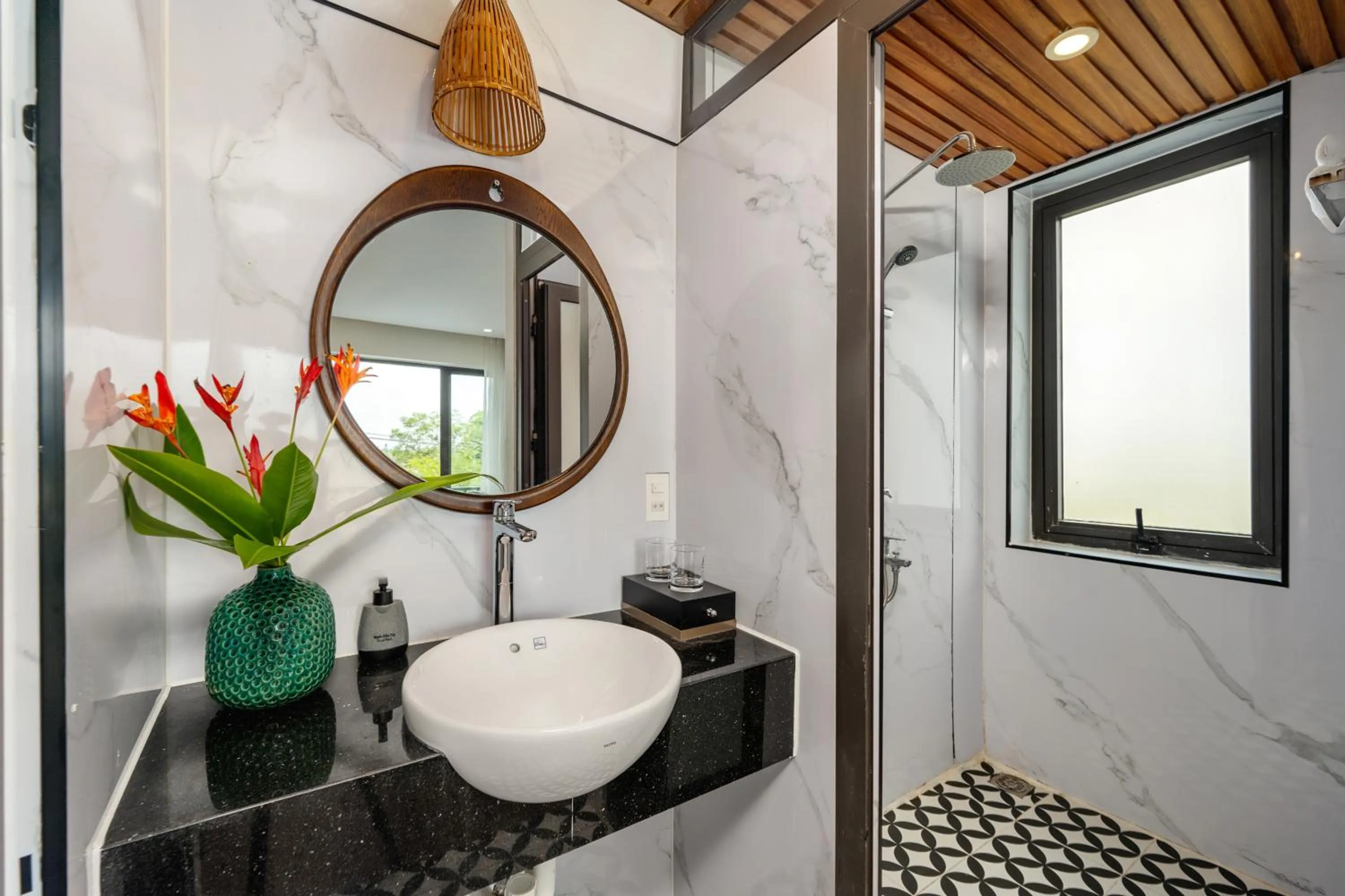 Shower in Gia Huy Riverside Hotel Hoi An