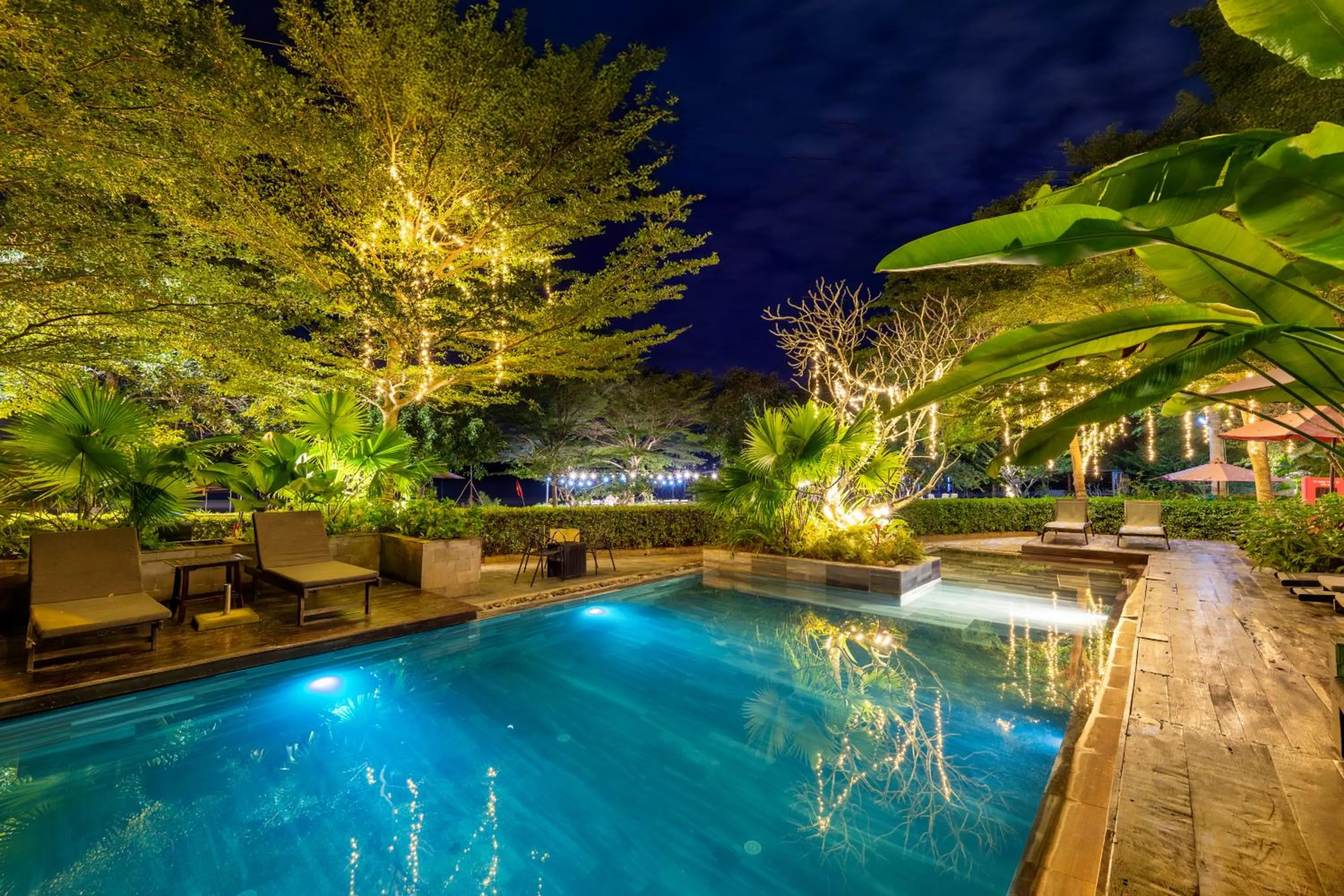 Swimming pool in Gia Huy Riverside Hotel Hoi An