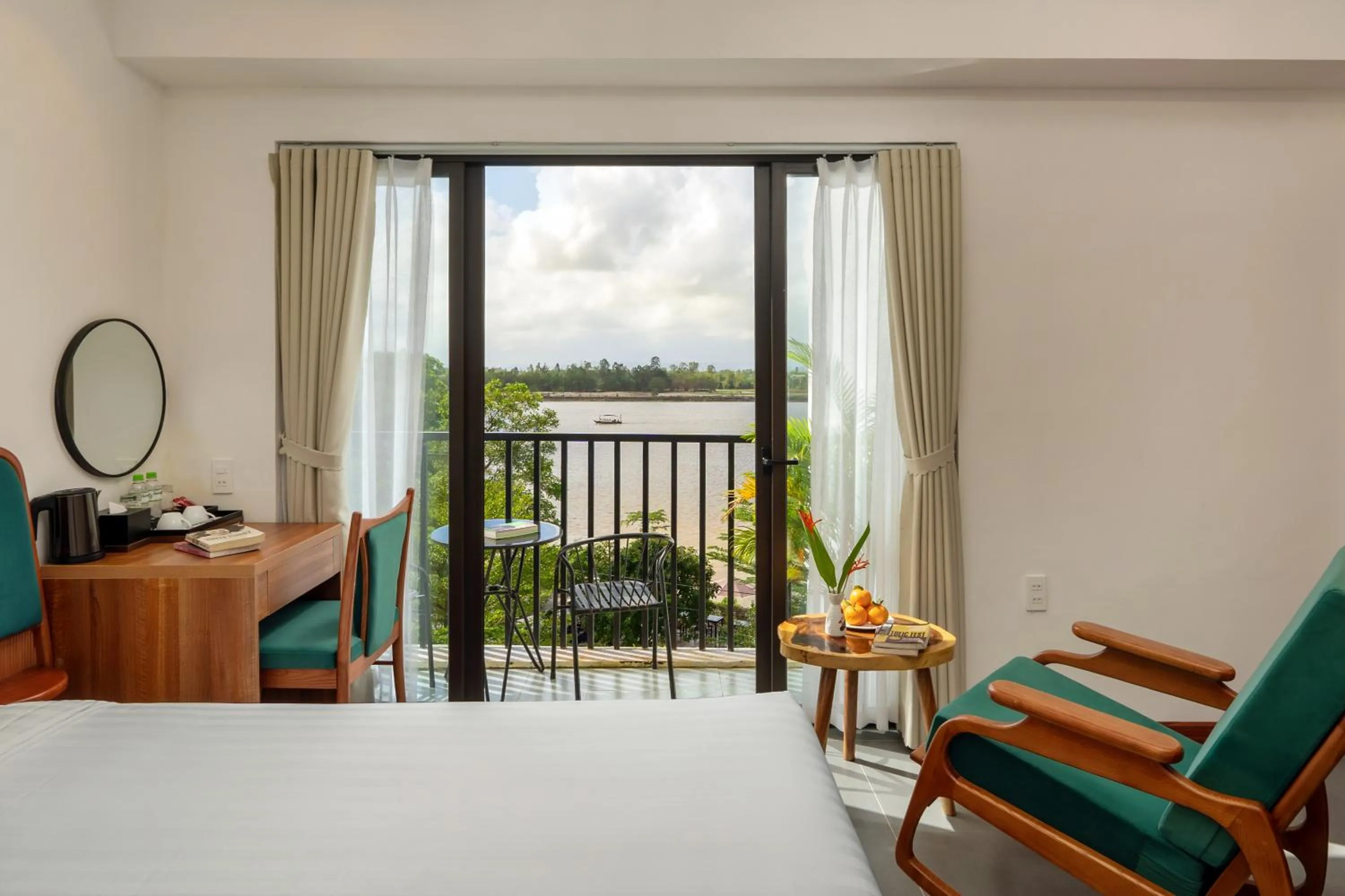 View (from property/room), Bed in Gia Huy Riverside Hotel Hoi An