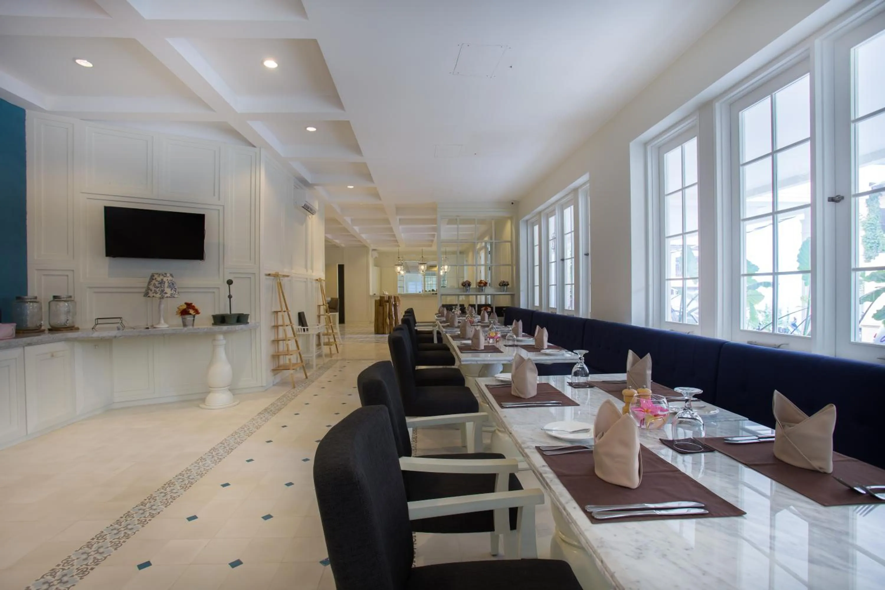 Restaurant/places to eat in Amalfi Hotel Seminyak