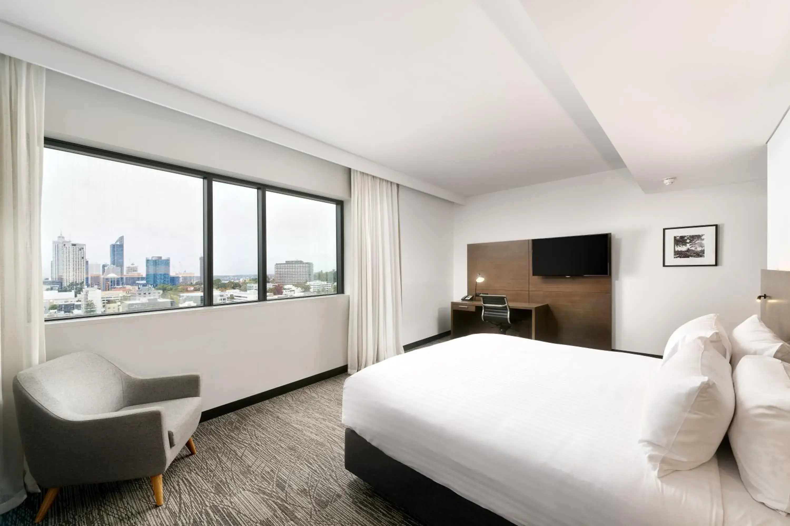 Premium King Room with City View in Holiday Inn West Perth by IHG Premium King Room with City View in Holiday Inn West Perth by IHG