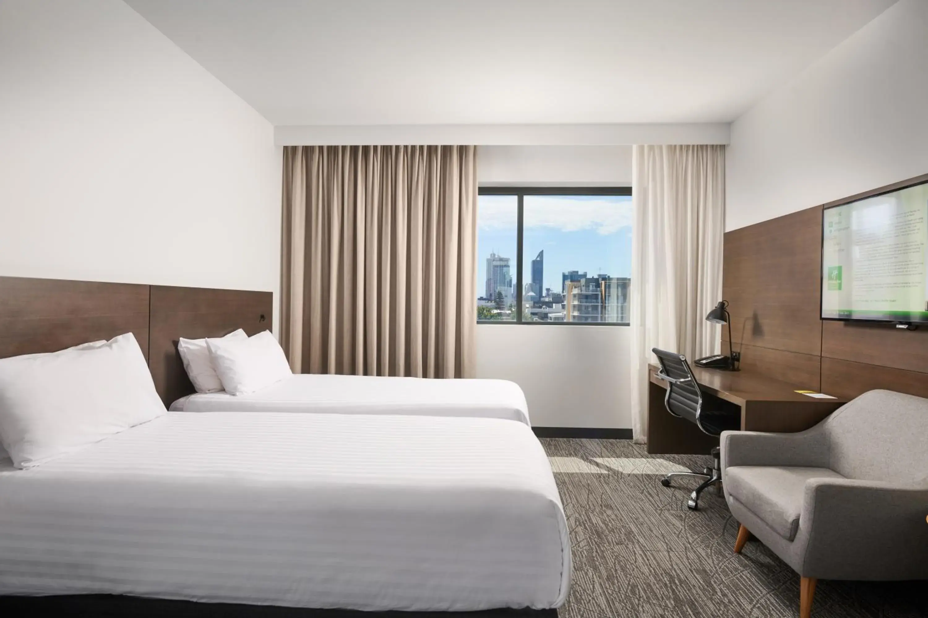 Standard King Room with City View in Holiday Inn West Perth by IHG Standard King Room with City View in Holiday Inn West Perth by IHG