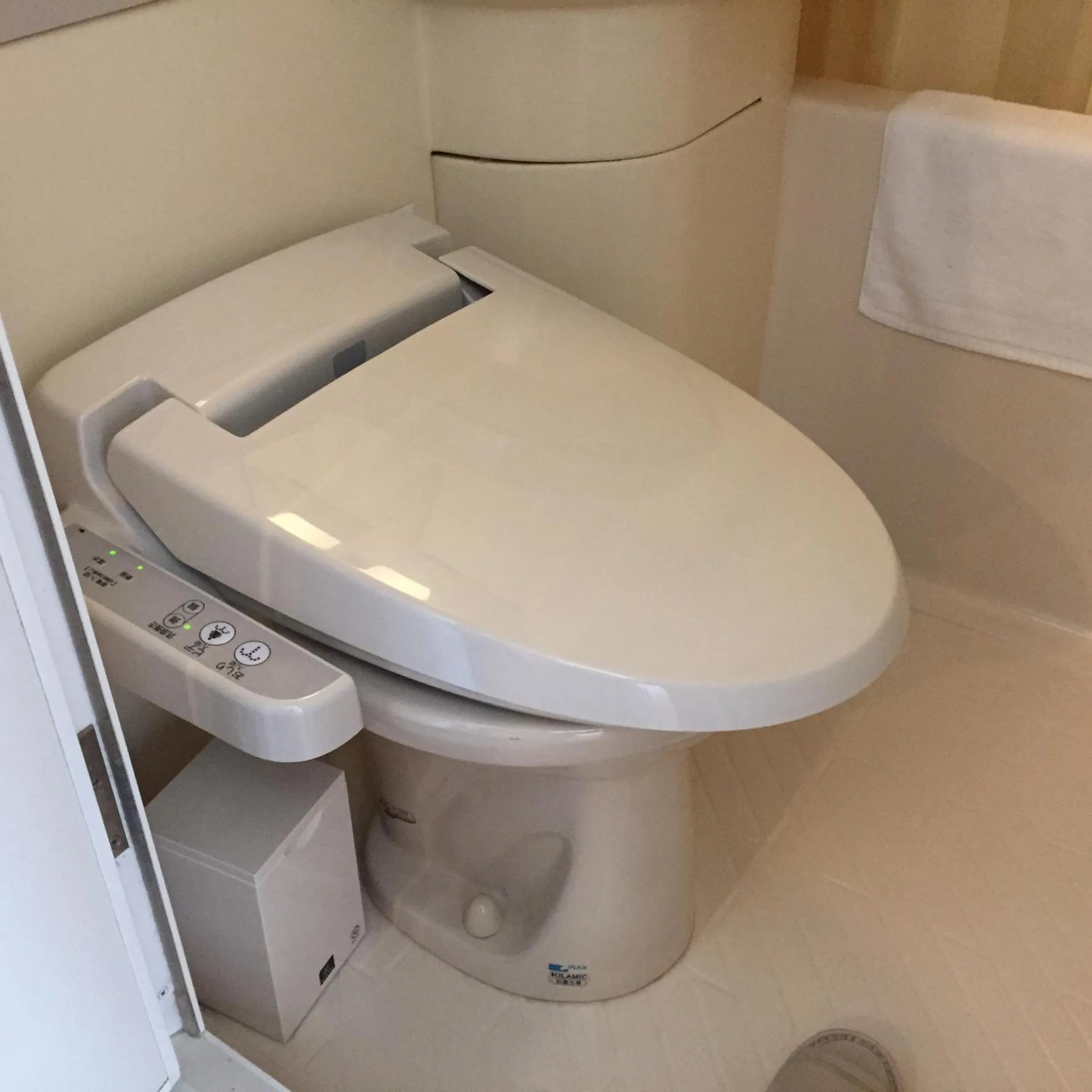 Toilet in Schole Hakuba