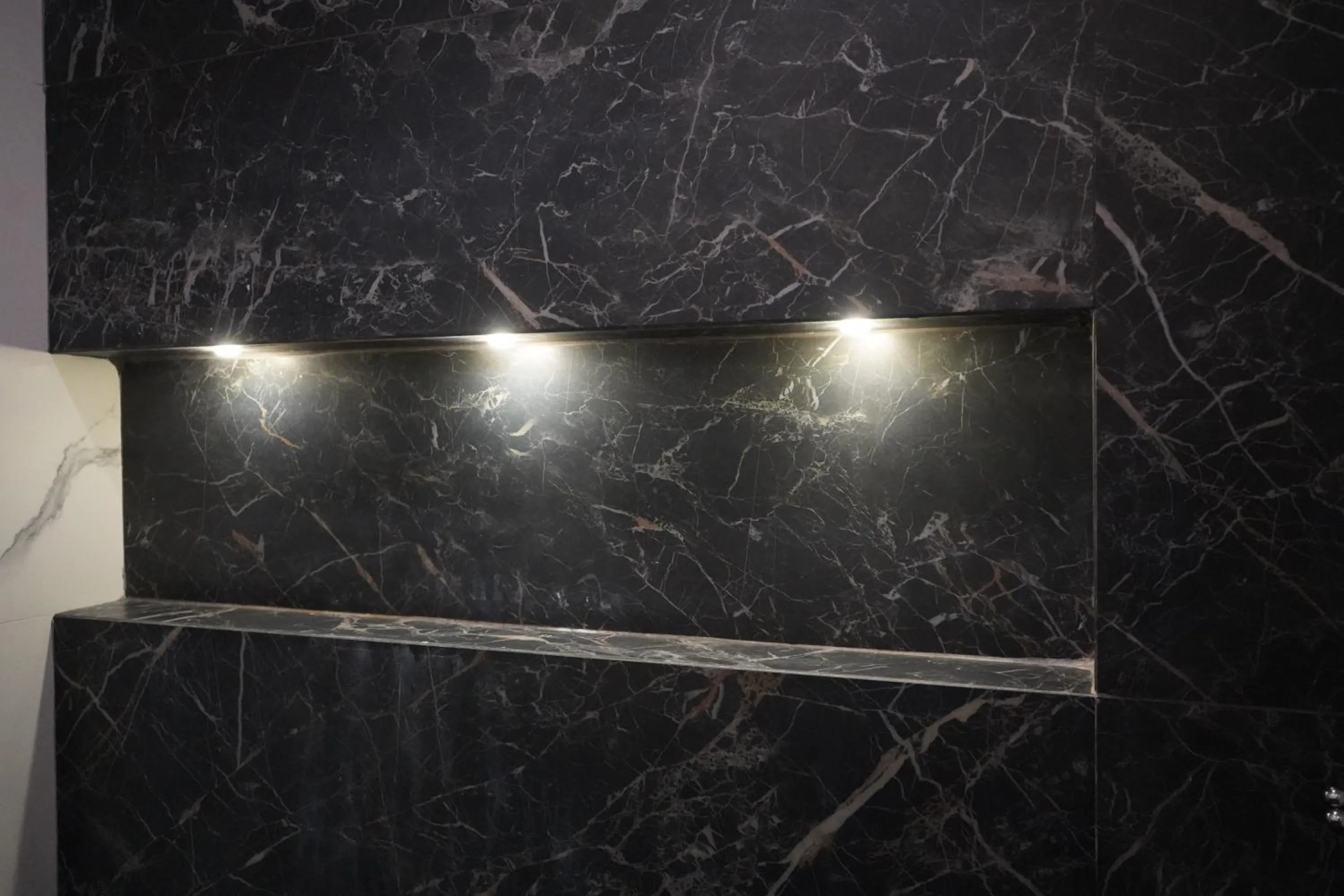 Bathroom in Bougainville Bay Hotel