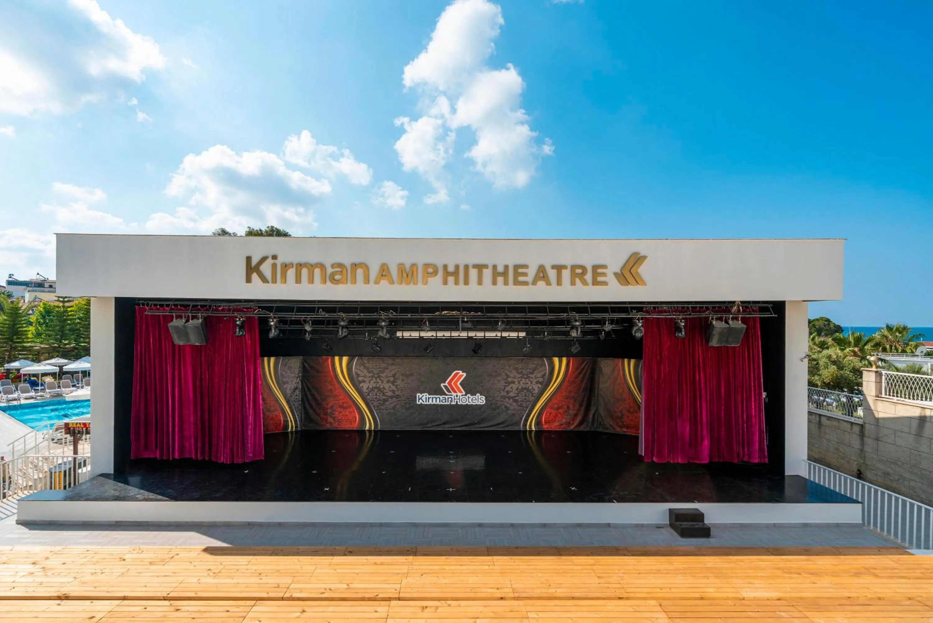 Evening entertainment in Kirman Sidemarin Beach & Spa - All Inclusive