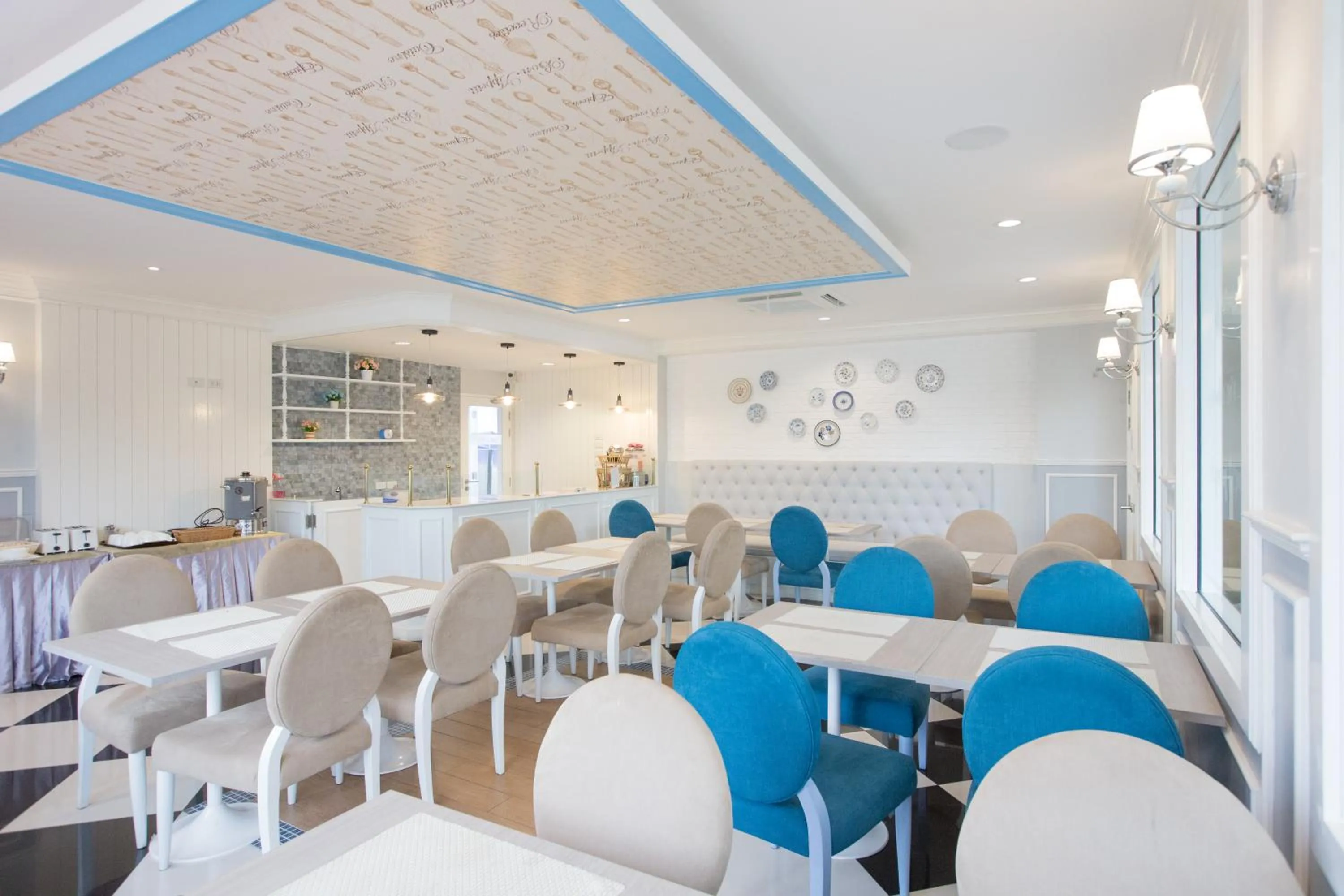 Restaurant/places to eat in The Bedroom Ladprao 101 Bangkok - SHA