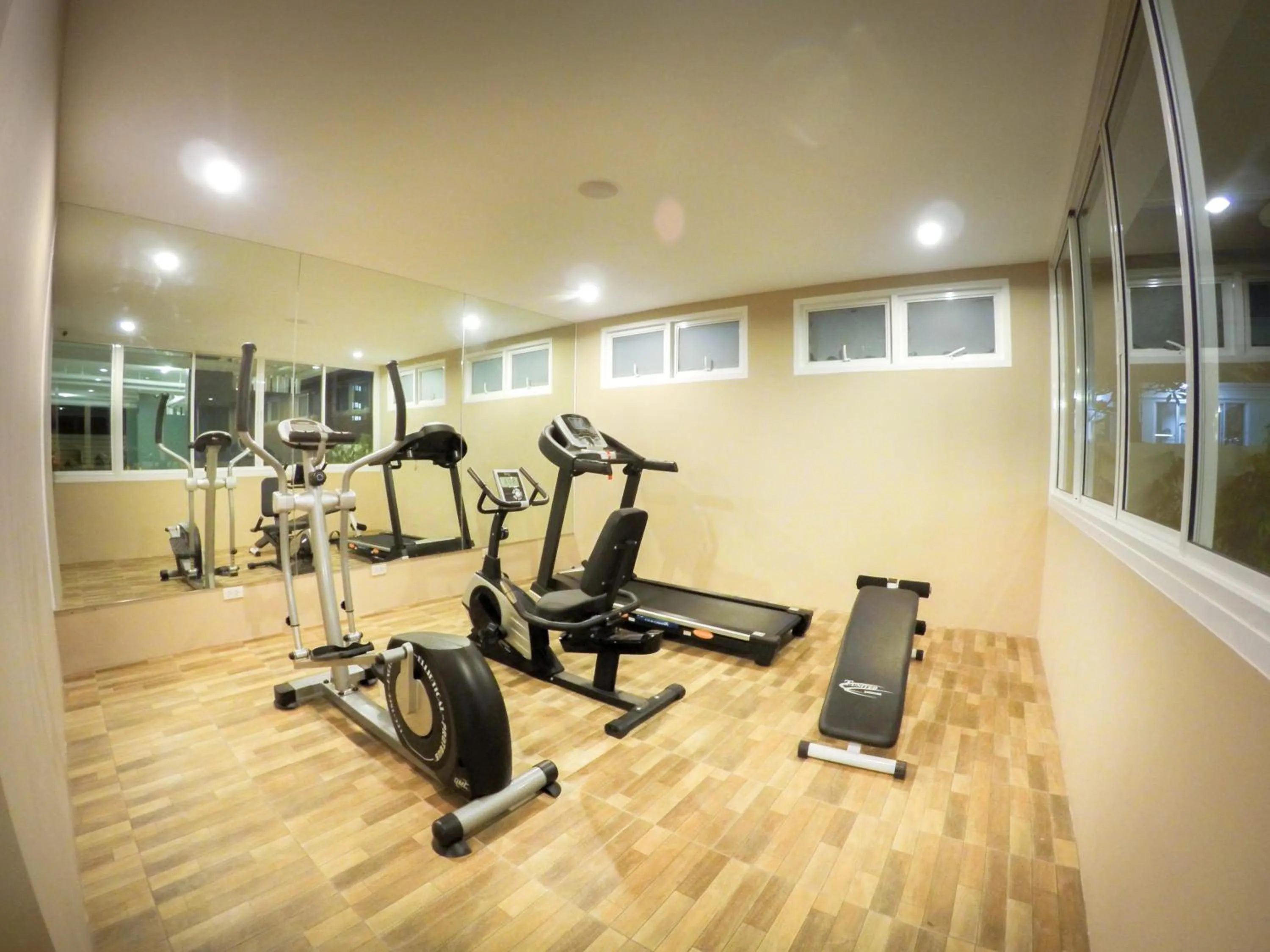 Fitness centre/facilities in The Bedroom Ladprao 101 Bangkok - SHA