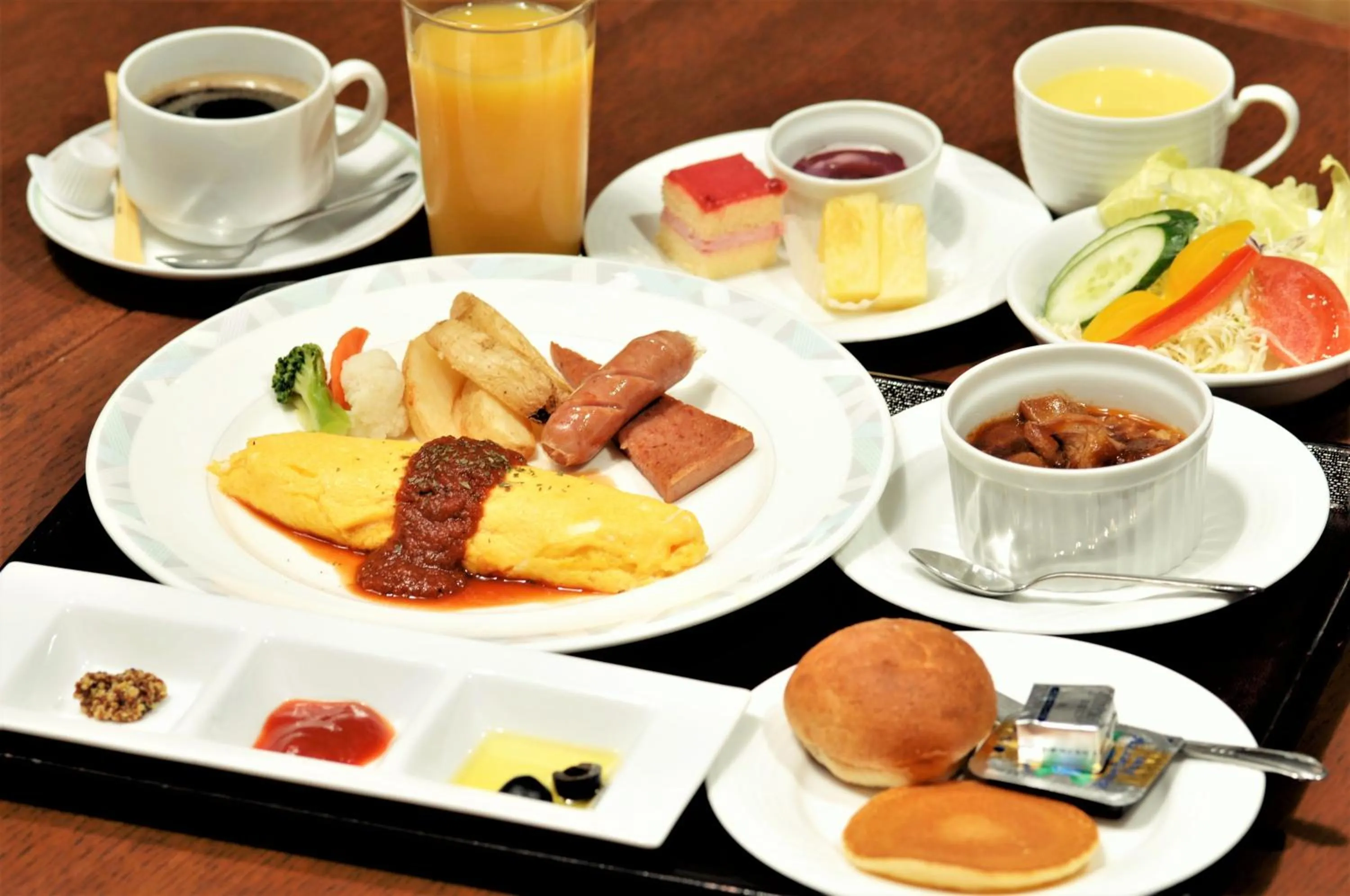 Food in Smile Hotel Naha City Resort