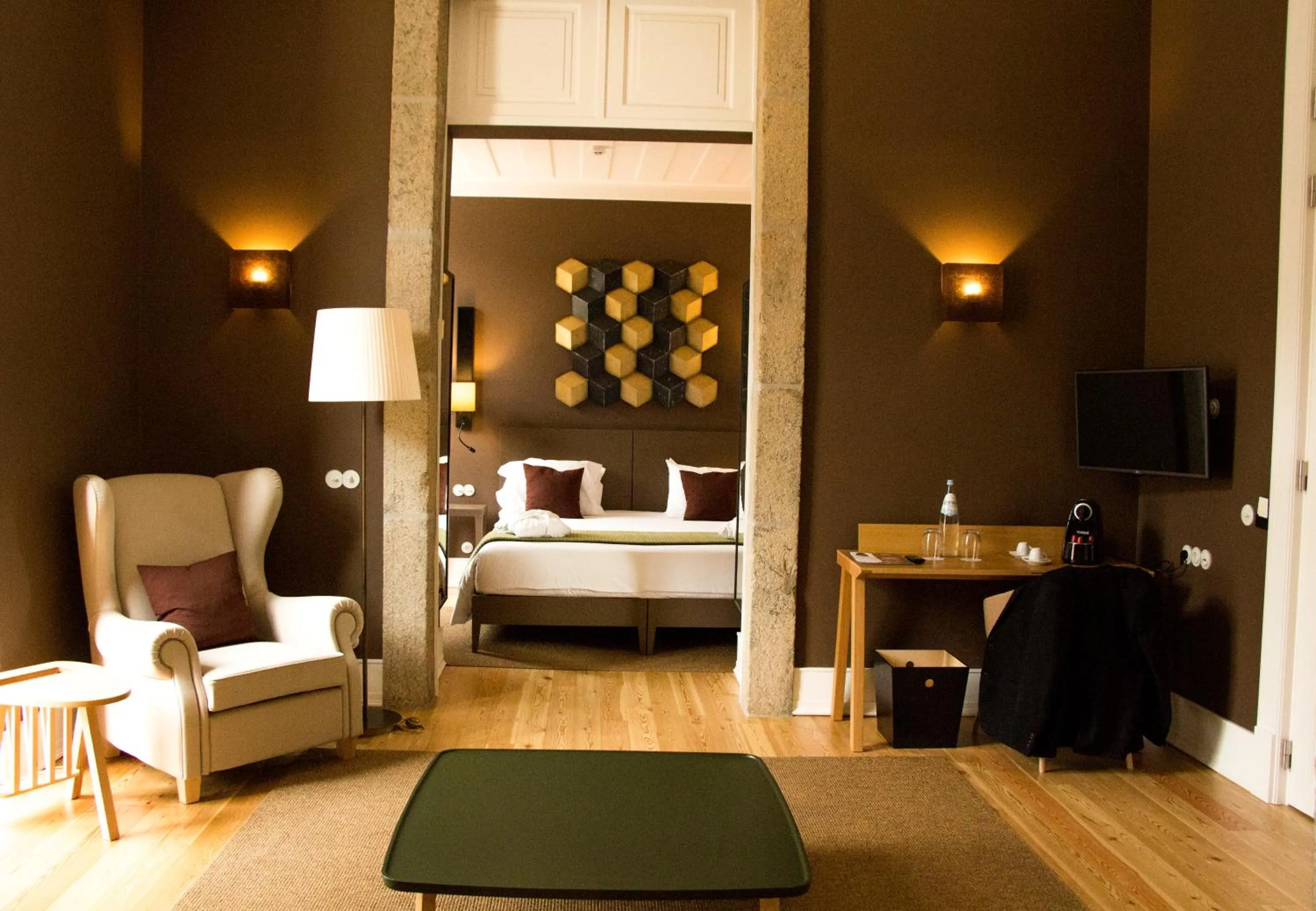 Coffee/tea facilities, Bed in Longroiva Hotel Rural