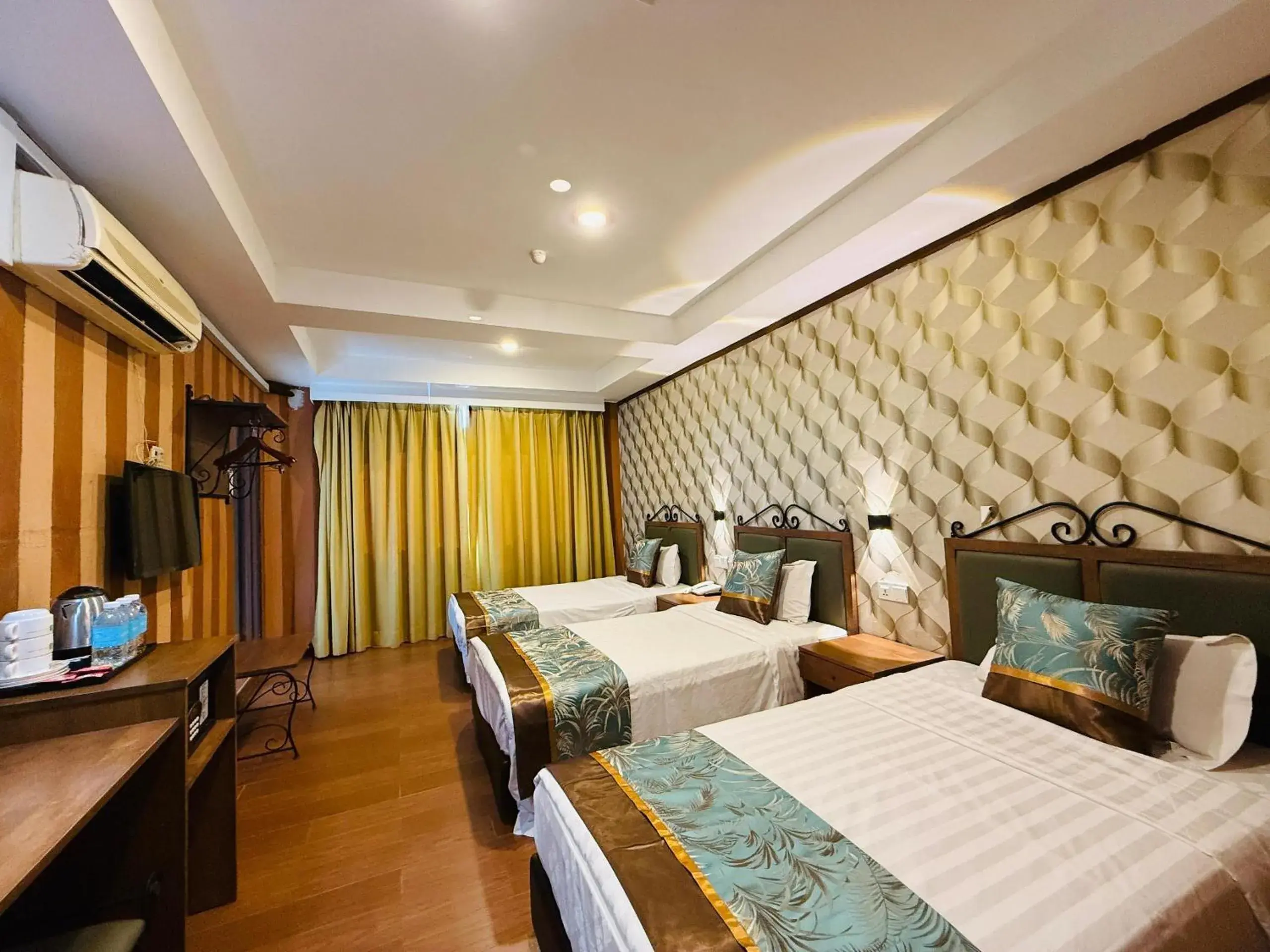 Triple Room in K Garden Hotel Sungai Petani Triple Room in K Garden Hotel Sungai Petani