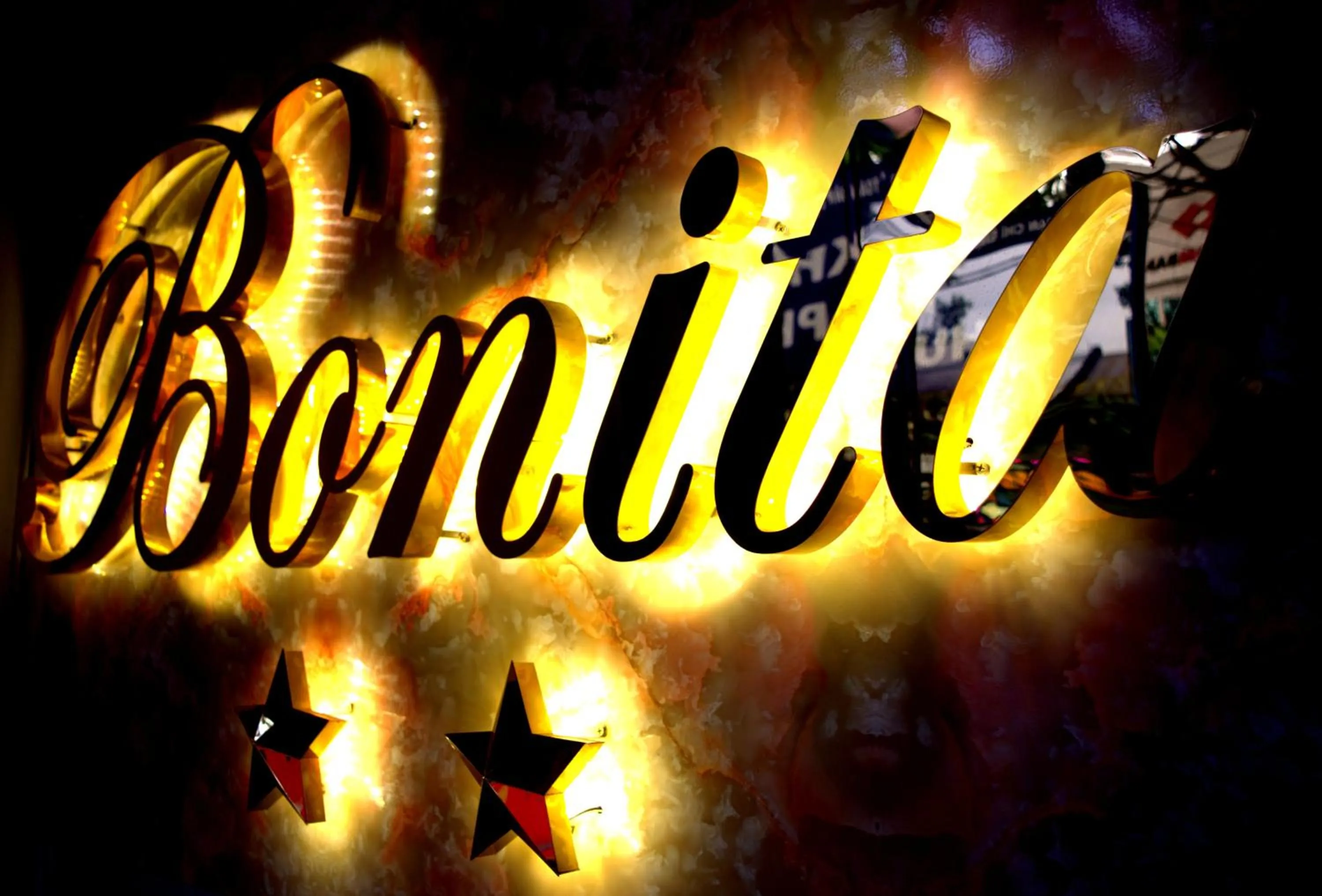 Restaurant/places to eat in Bonita Grand Hotel