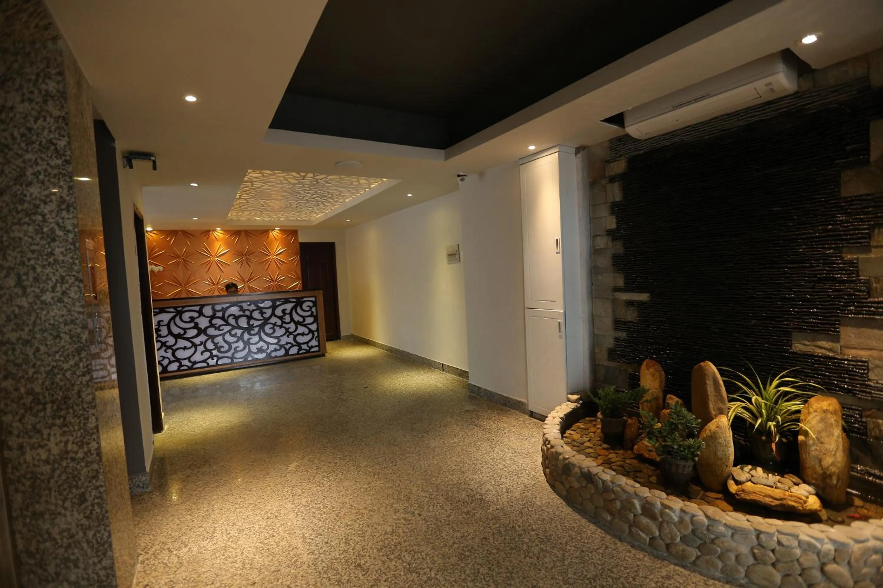 Facade/entrance in Bonita Grand Hotel