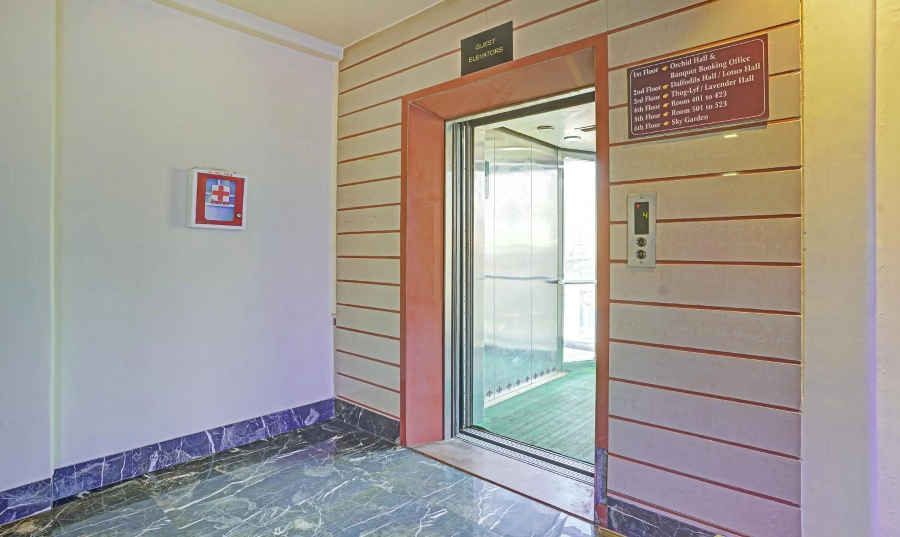 elevator in Treebo De Grandeur Anand Nagar