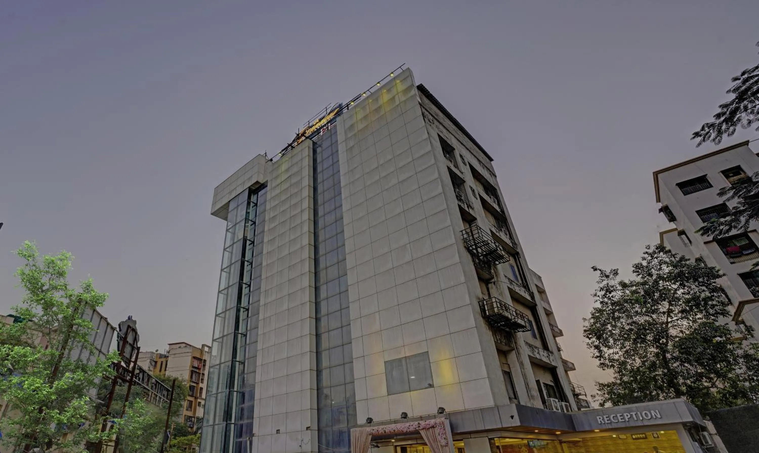 Property building in Treebo De Grandeur Anand Nagar