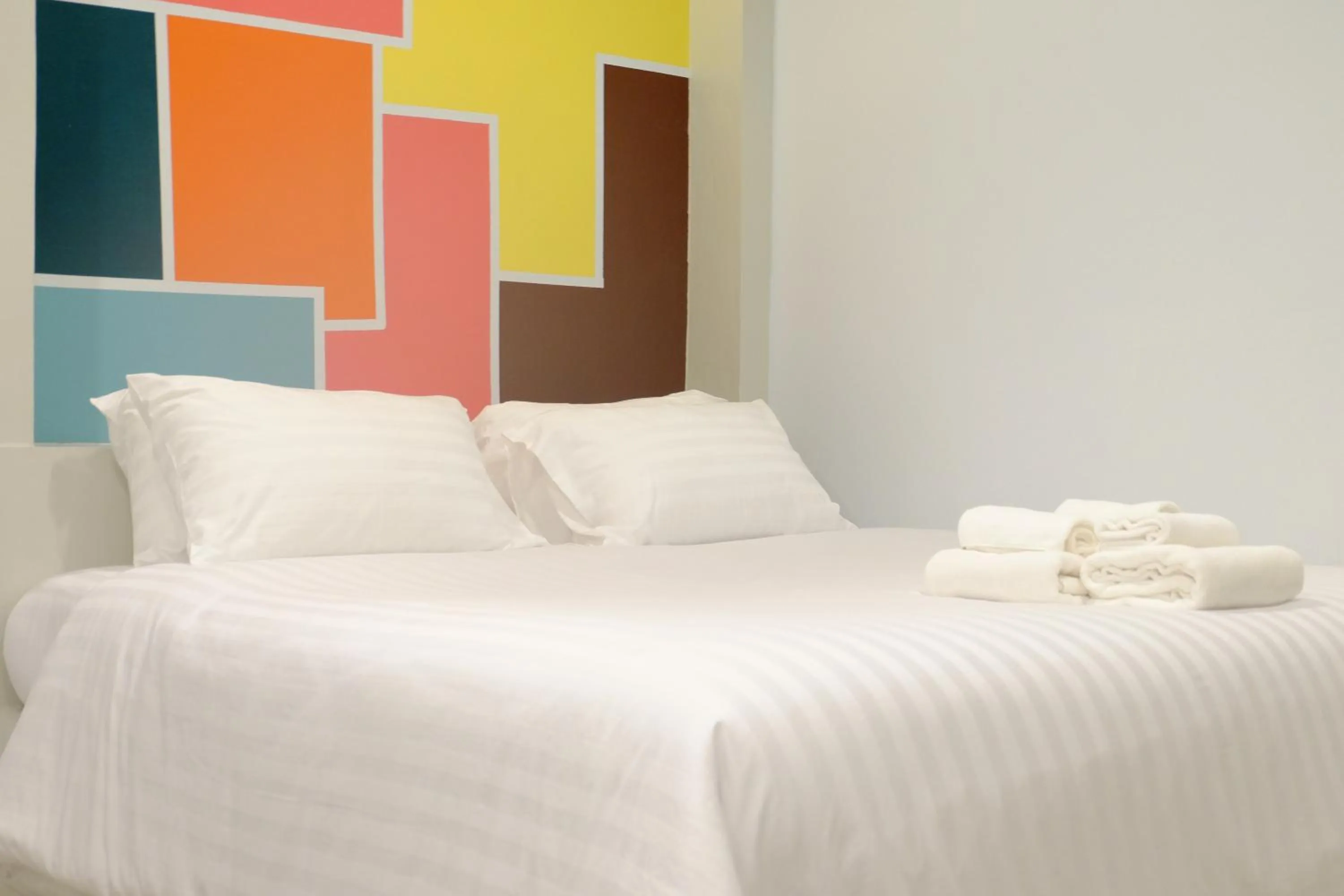 Bed in Juntima Place at Amphawa