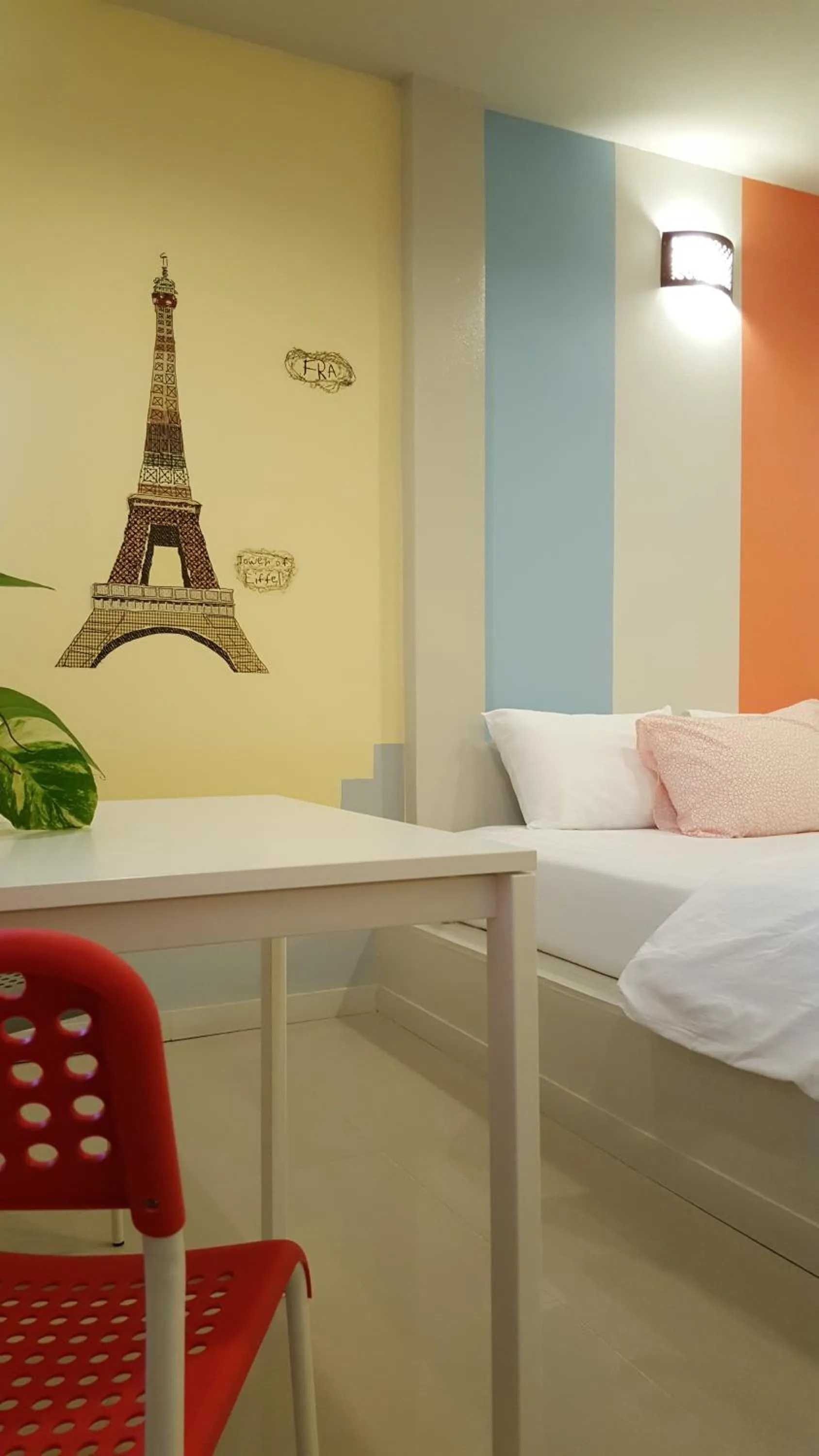 Bed in Juntima Place at Amphawa