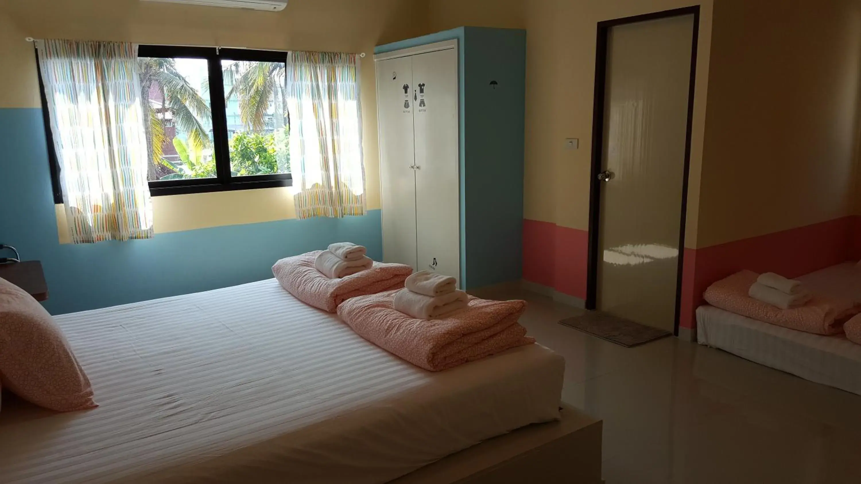 Family Room in Juntima Place at Amphawa Family Room in Juntima Place at Amphawa