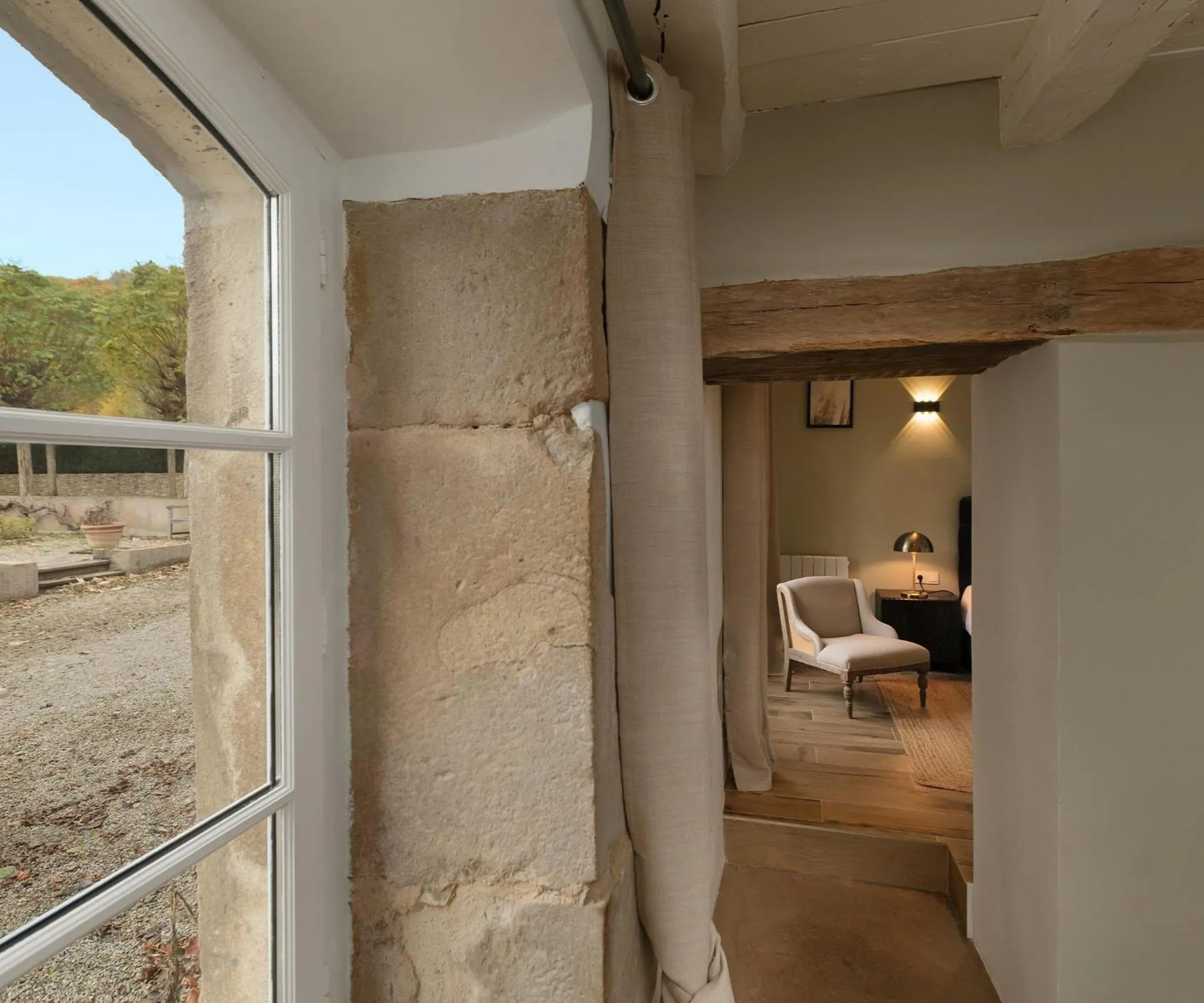 Decorative detail in Moulin Renaudiots - Escapade Luxe Refuge cosy & Bourgogne au coin du feu