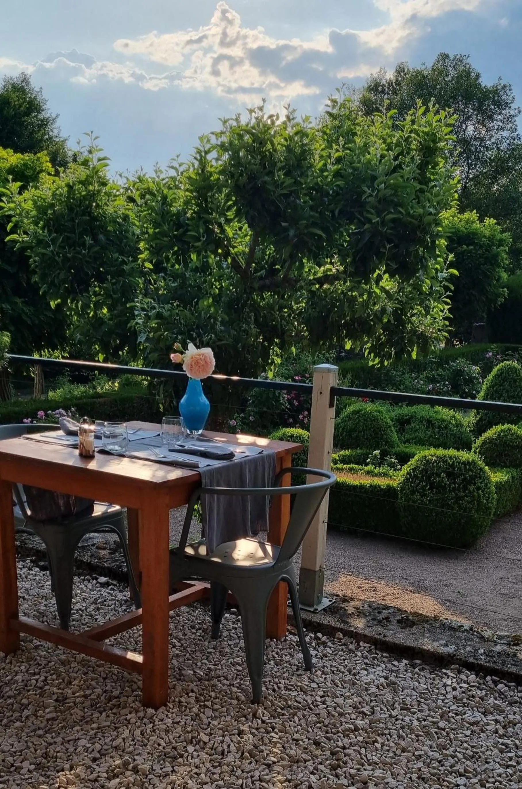 Patio in Moulin Renaudiots - Escapade Luxe Refuge cosy & Bourgogne au coin du feu