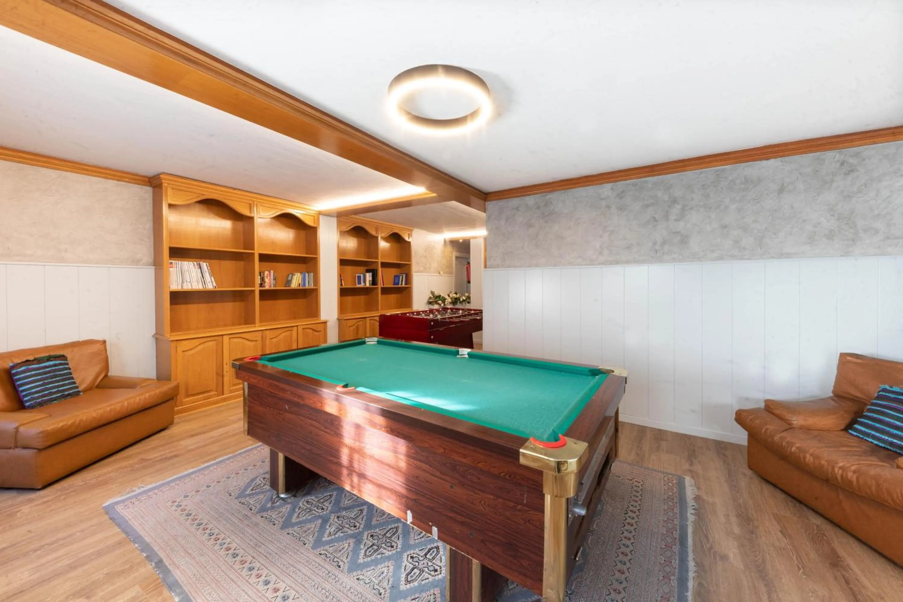 Billiard in Hotel Guillem & Spa