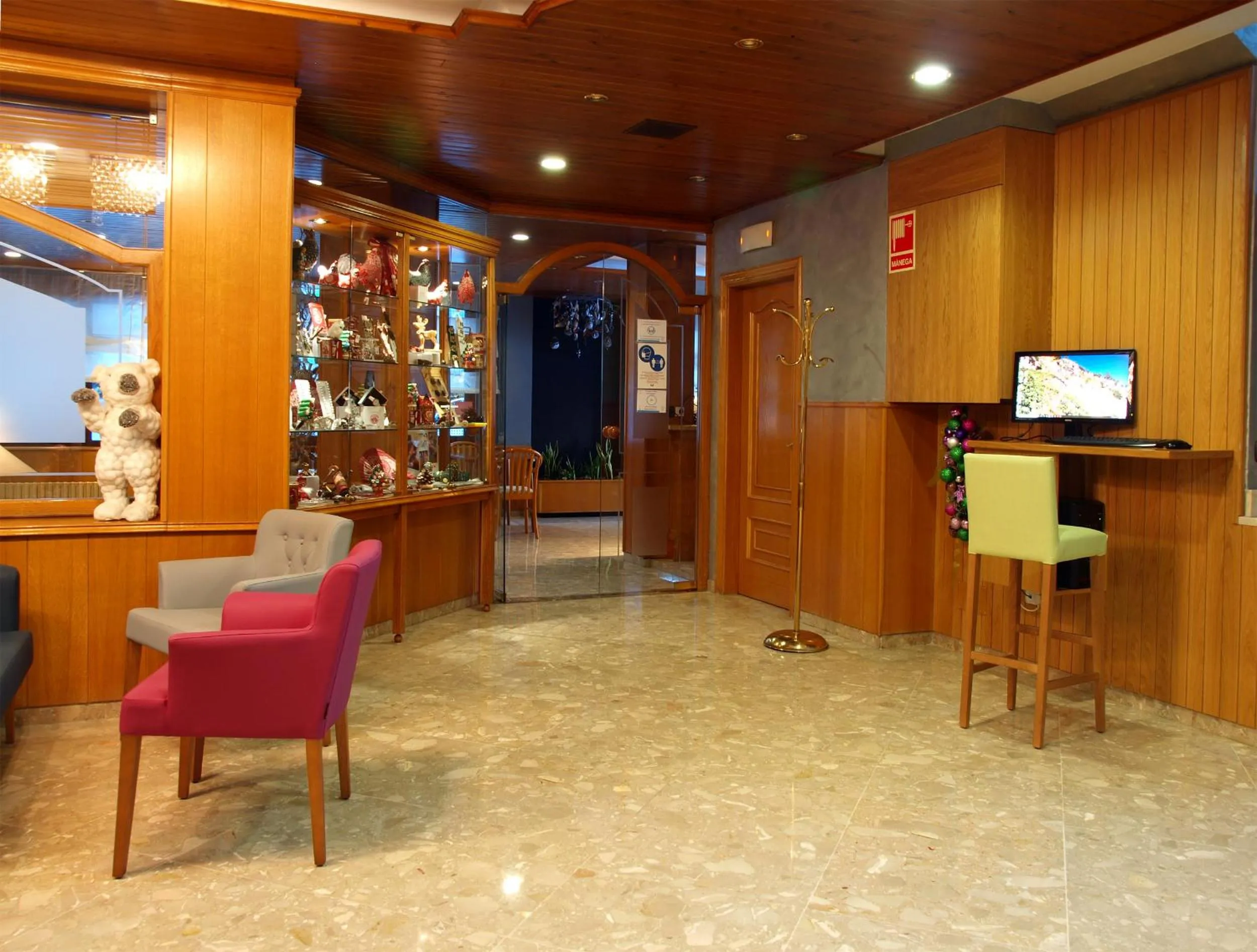 Facade/entrance in Hotel Guillem & Spa