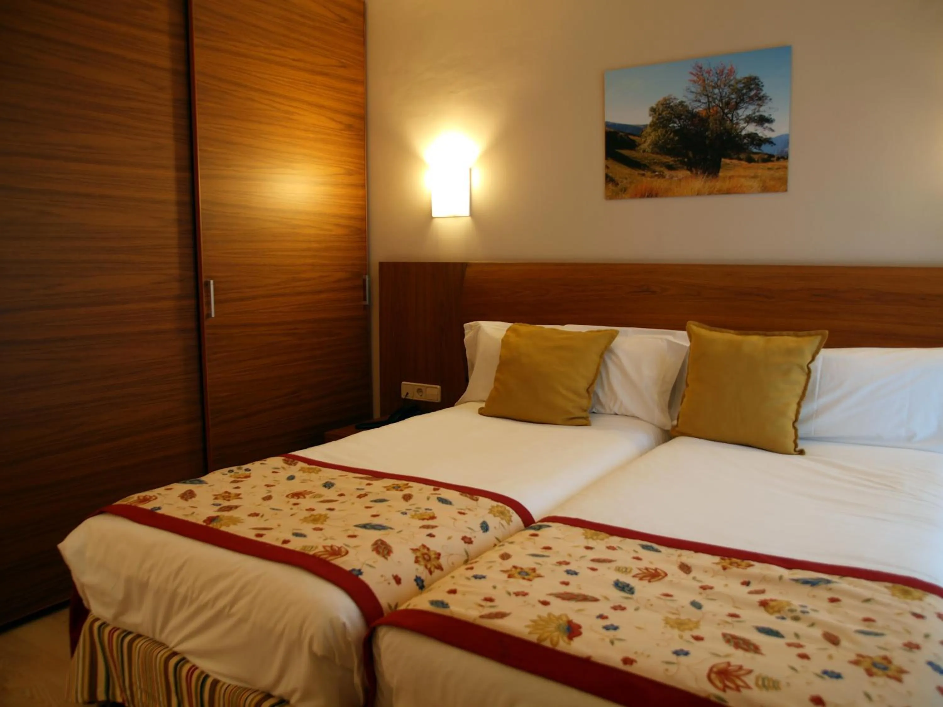 Decorative detail, Bed in Hotel Guillem & Spa