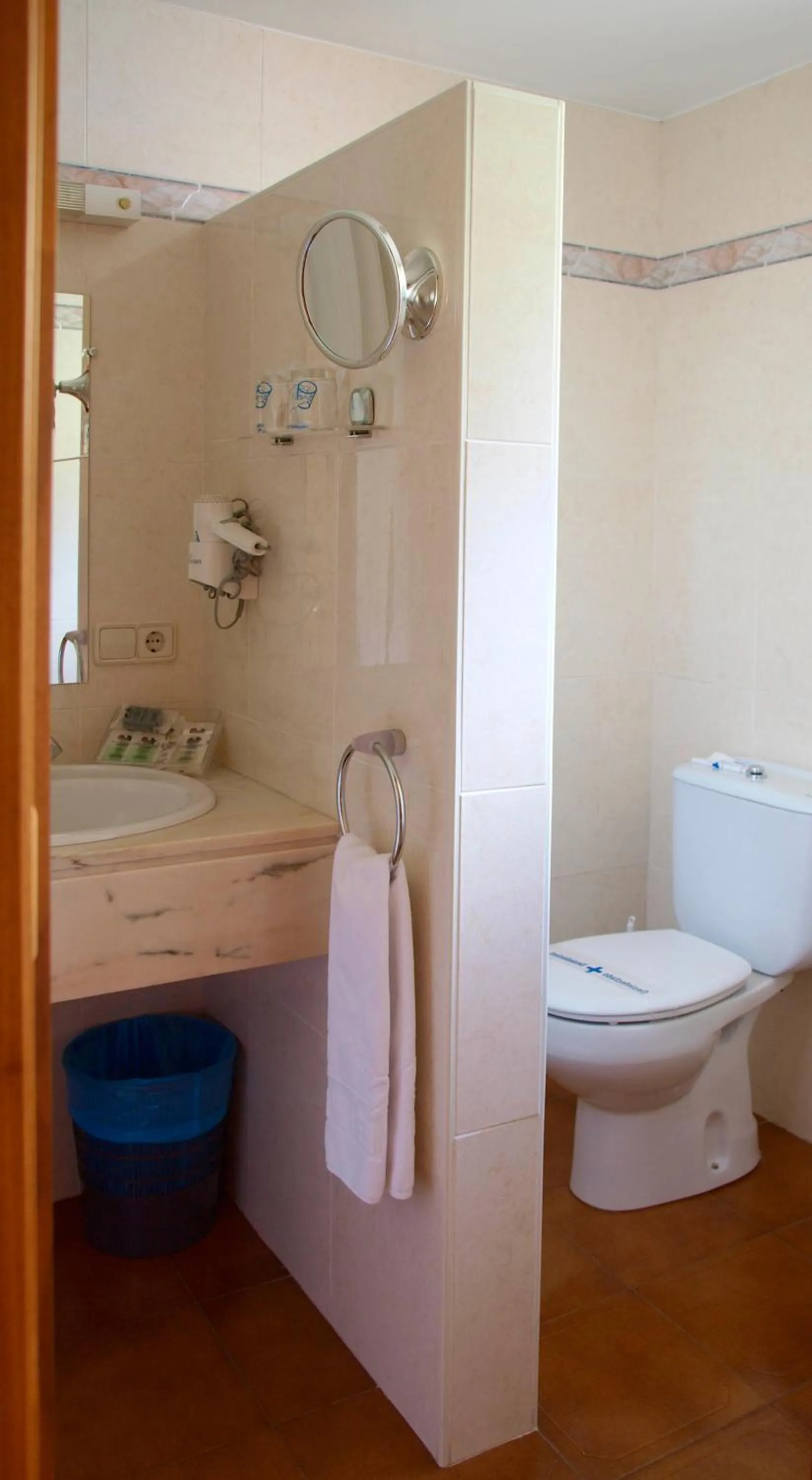 Bathroom in Hotel Guillem & Spa