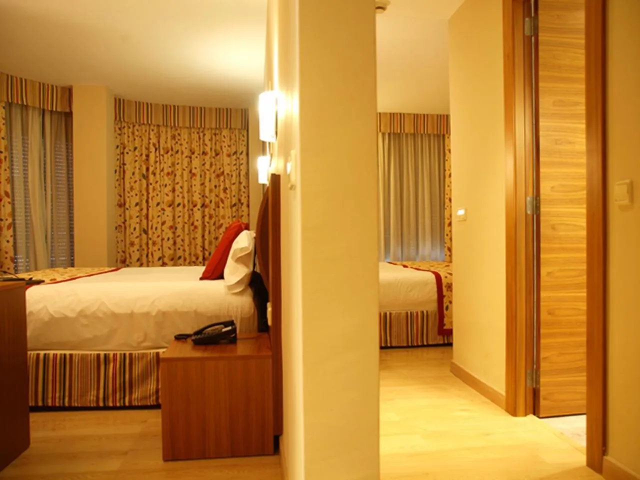 Bedroom, Bed in Hotel Guillem & Spa