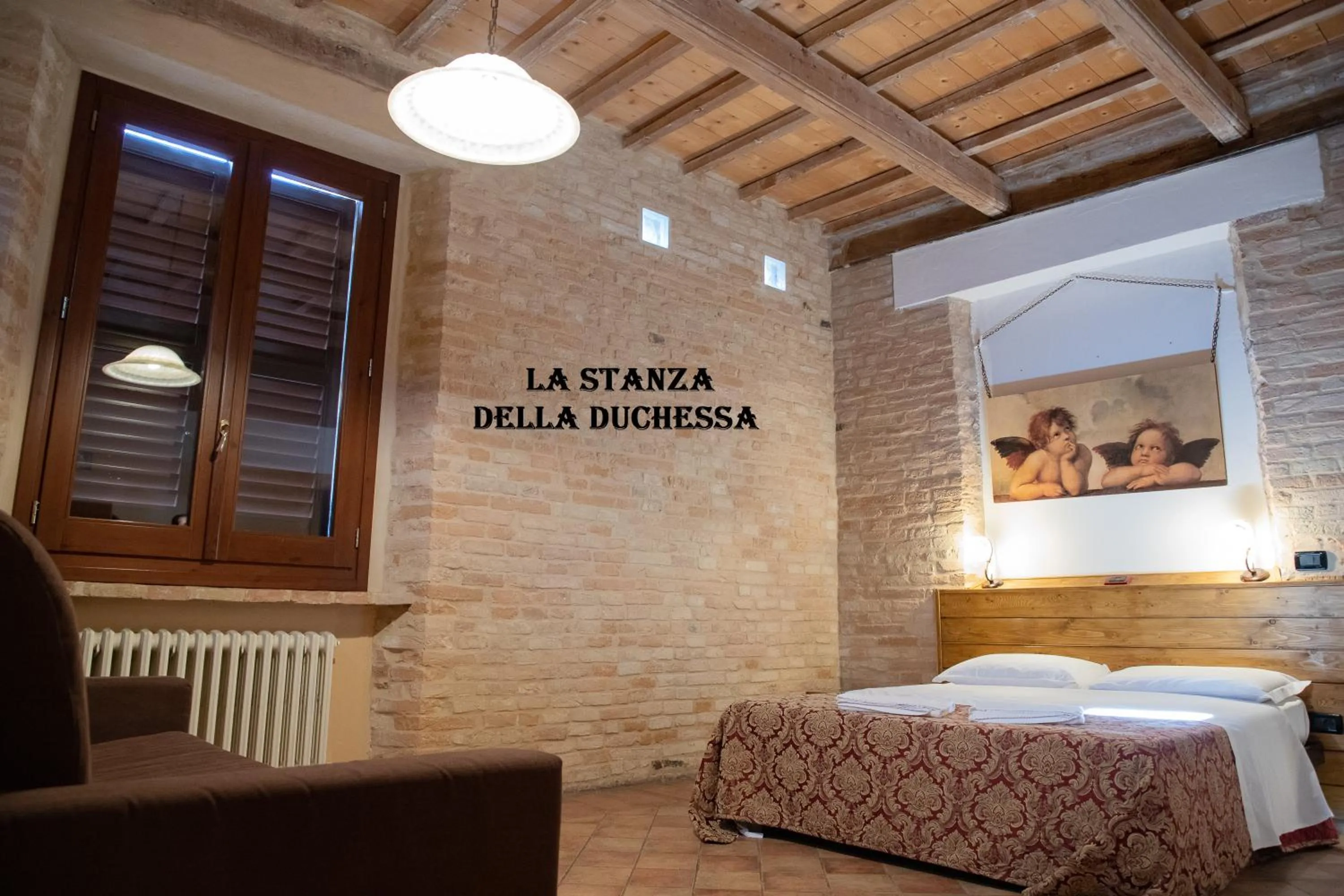 Bed in Hotel Palazzo Meraviglia Albergo diffuso