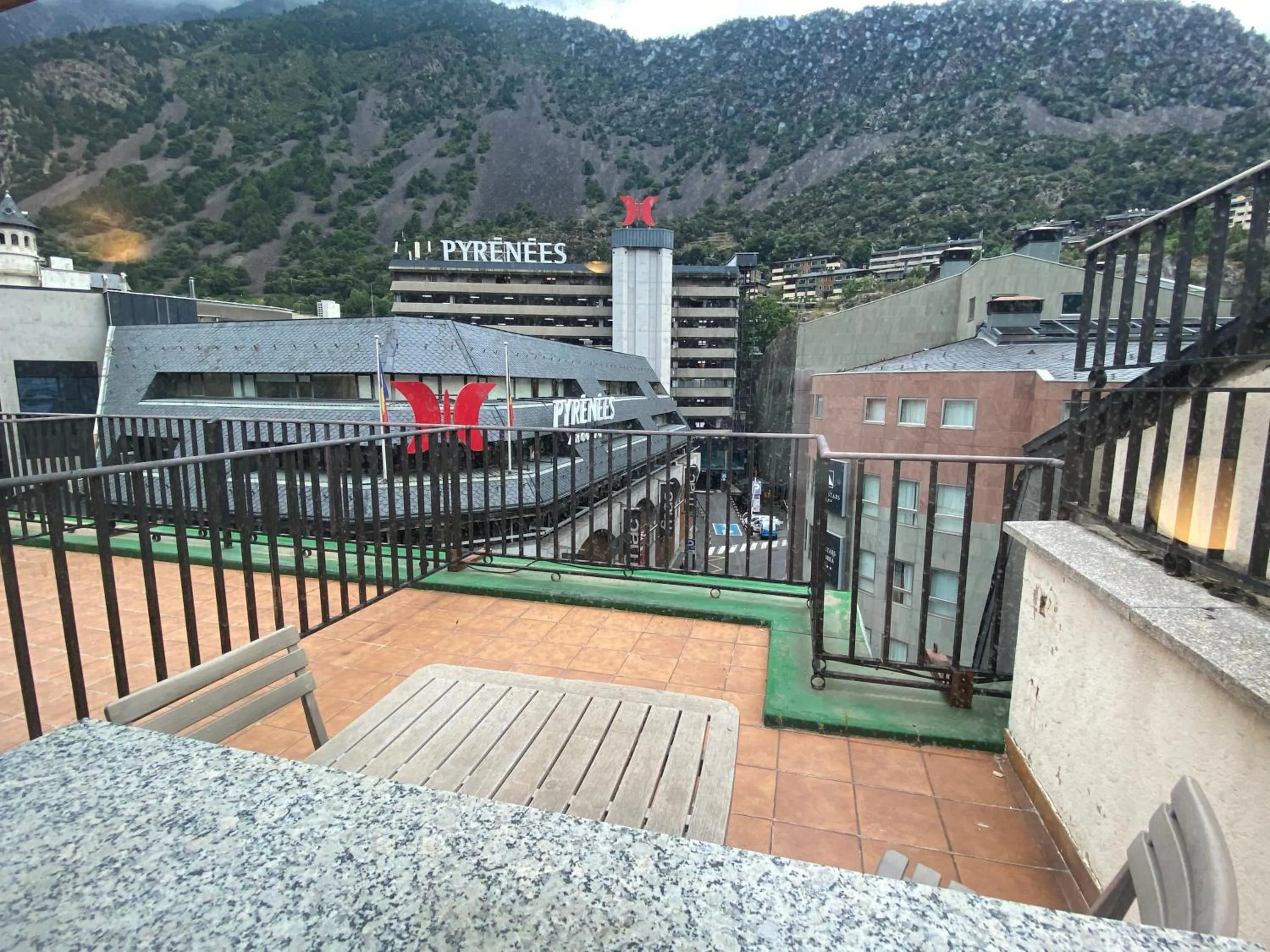 Somriu Hotel City M28