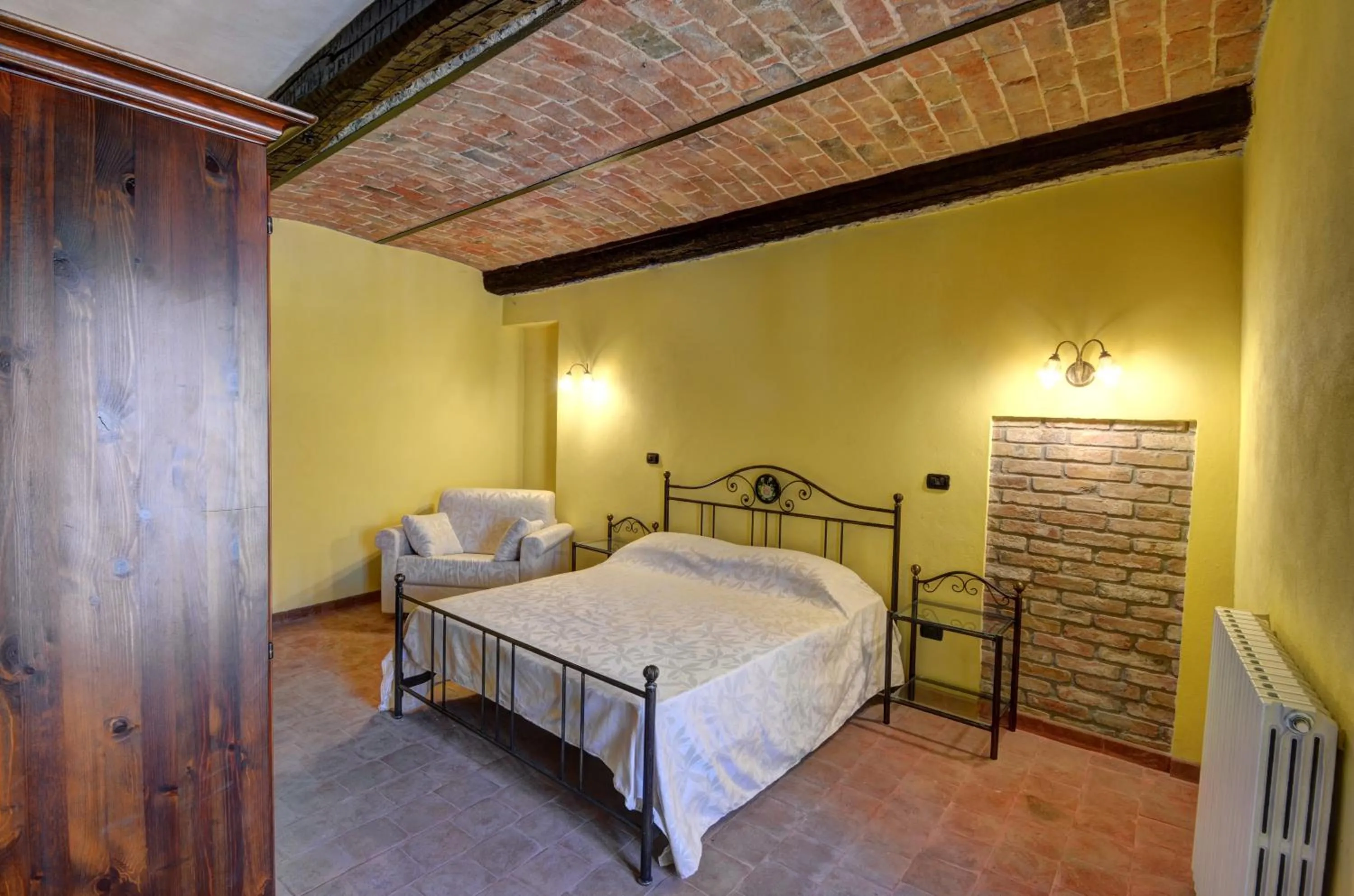 Bedroom, Bed in Palazzo Centro Alloggi Vacanza