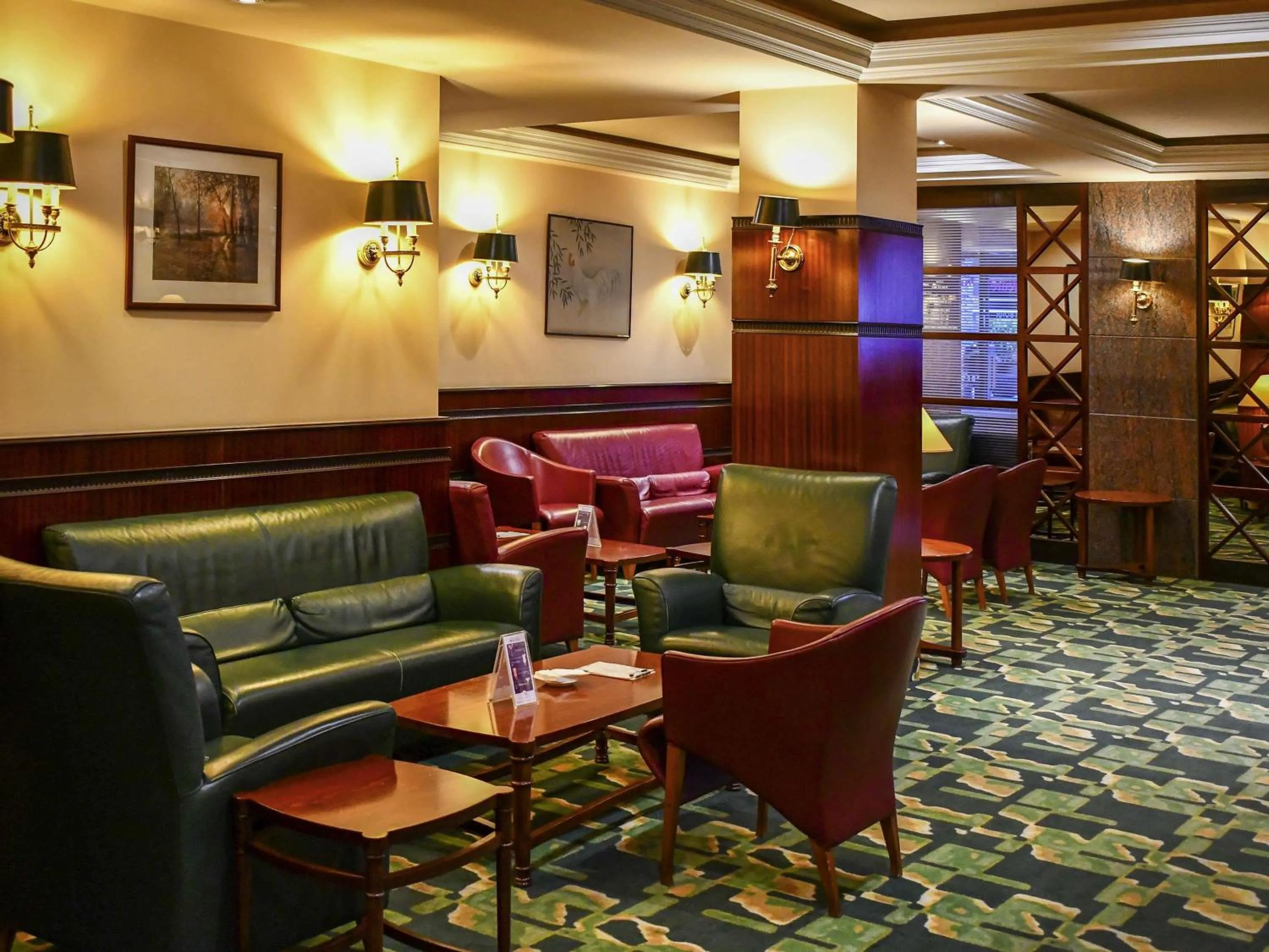 Lounge or bar in Mercure Andorra