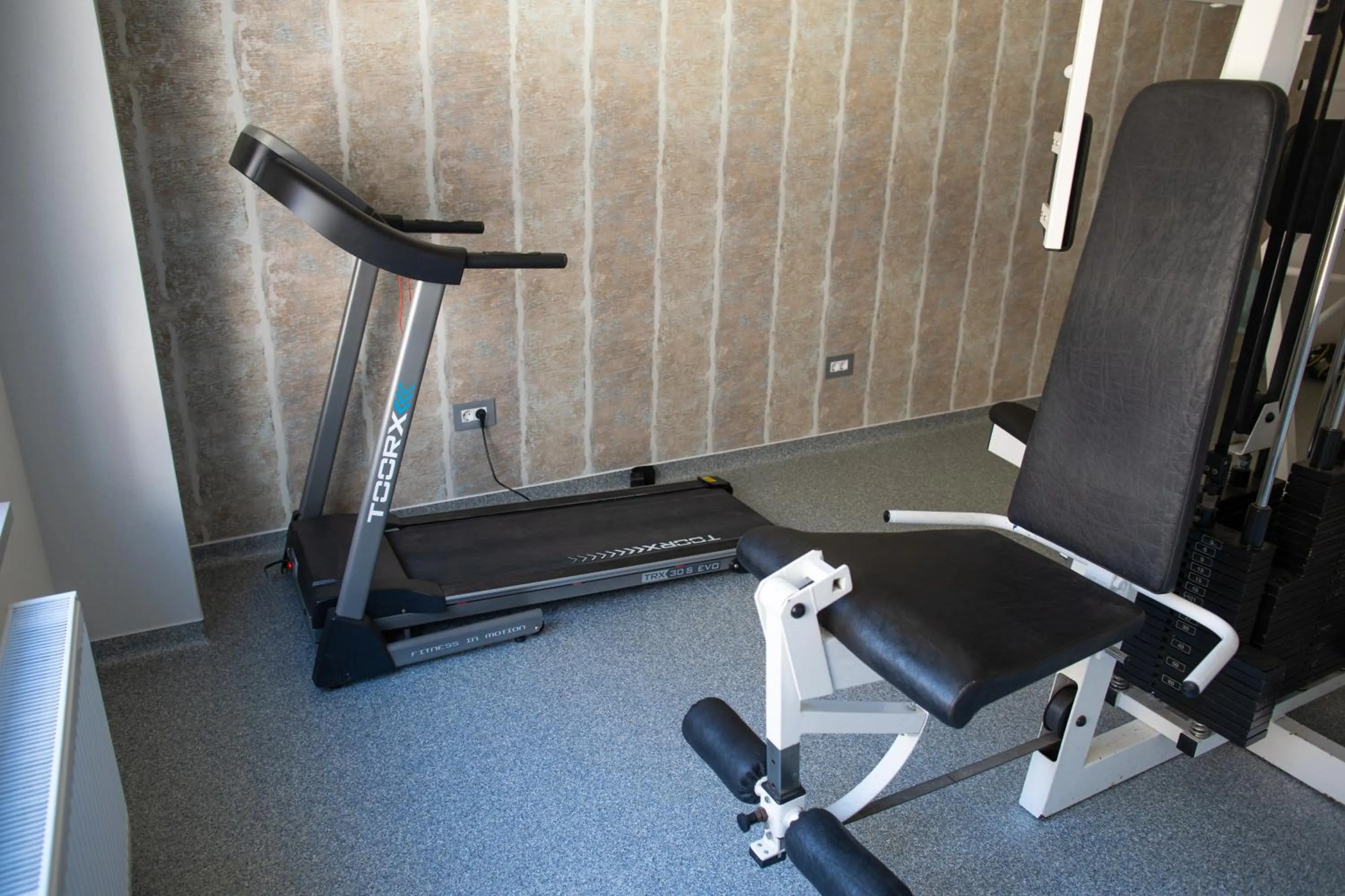 Fitness centre/facilities in Hotel Olanesti & Spa Medical