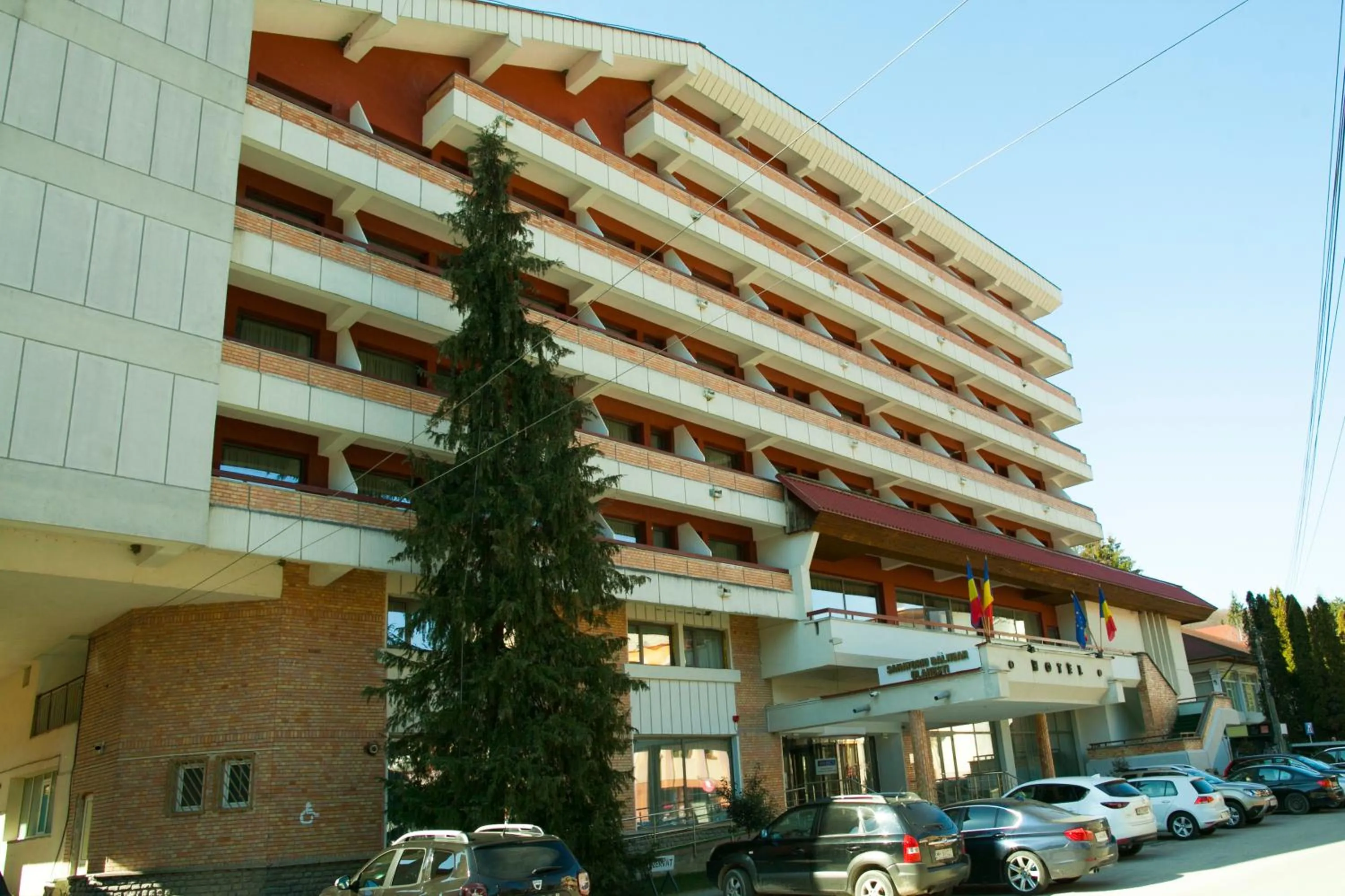 Property building in Hotel Olanesti & Spa Medical
