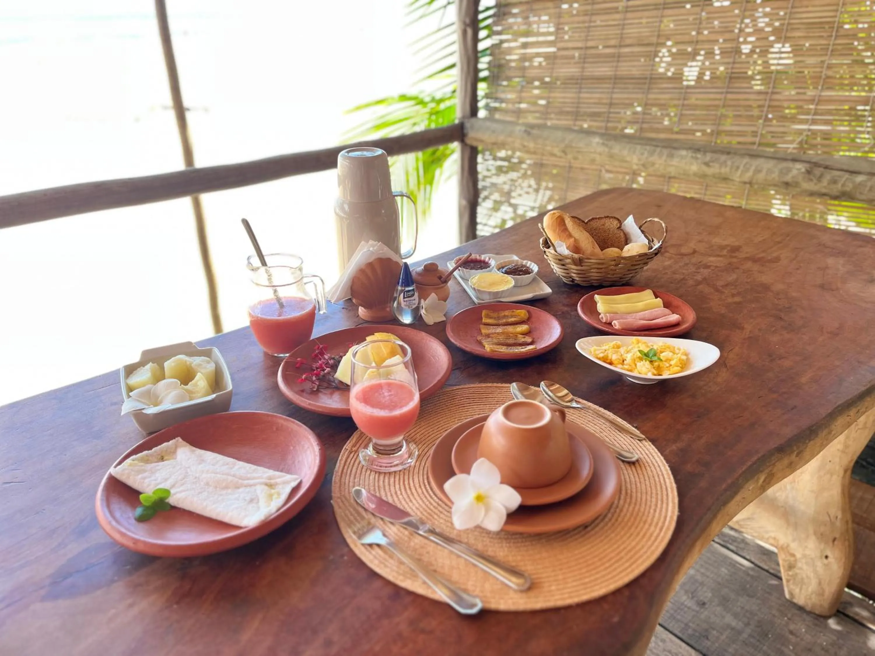 Coffee/tea facilities in Pousada Nascente do Sol