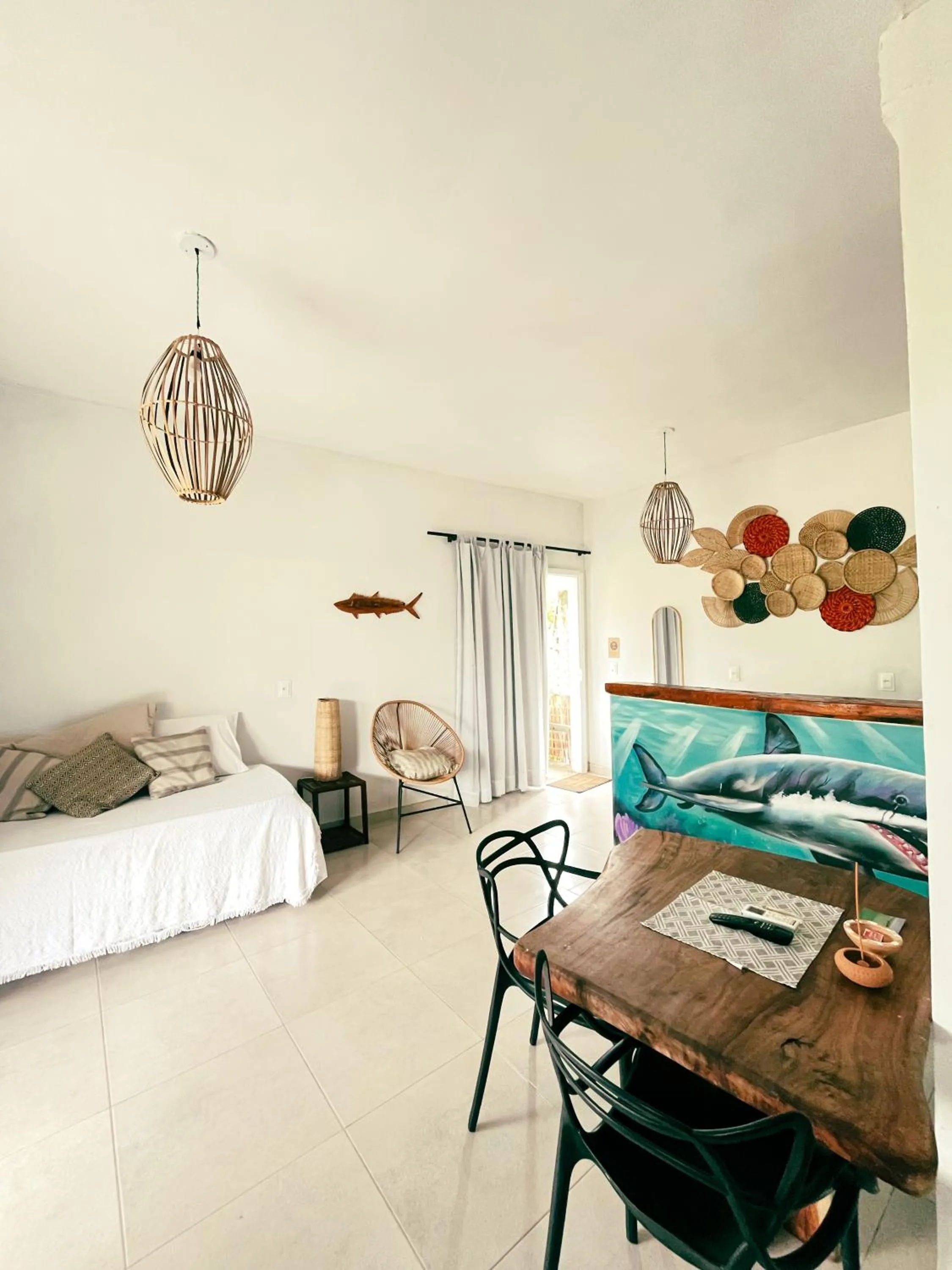 Living room, Bed in Pousada Nascente do Sol