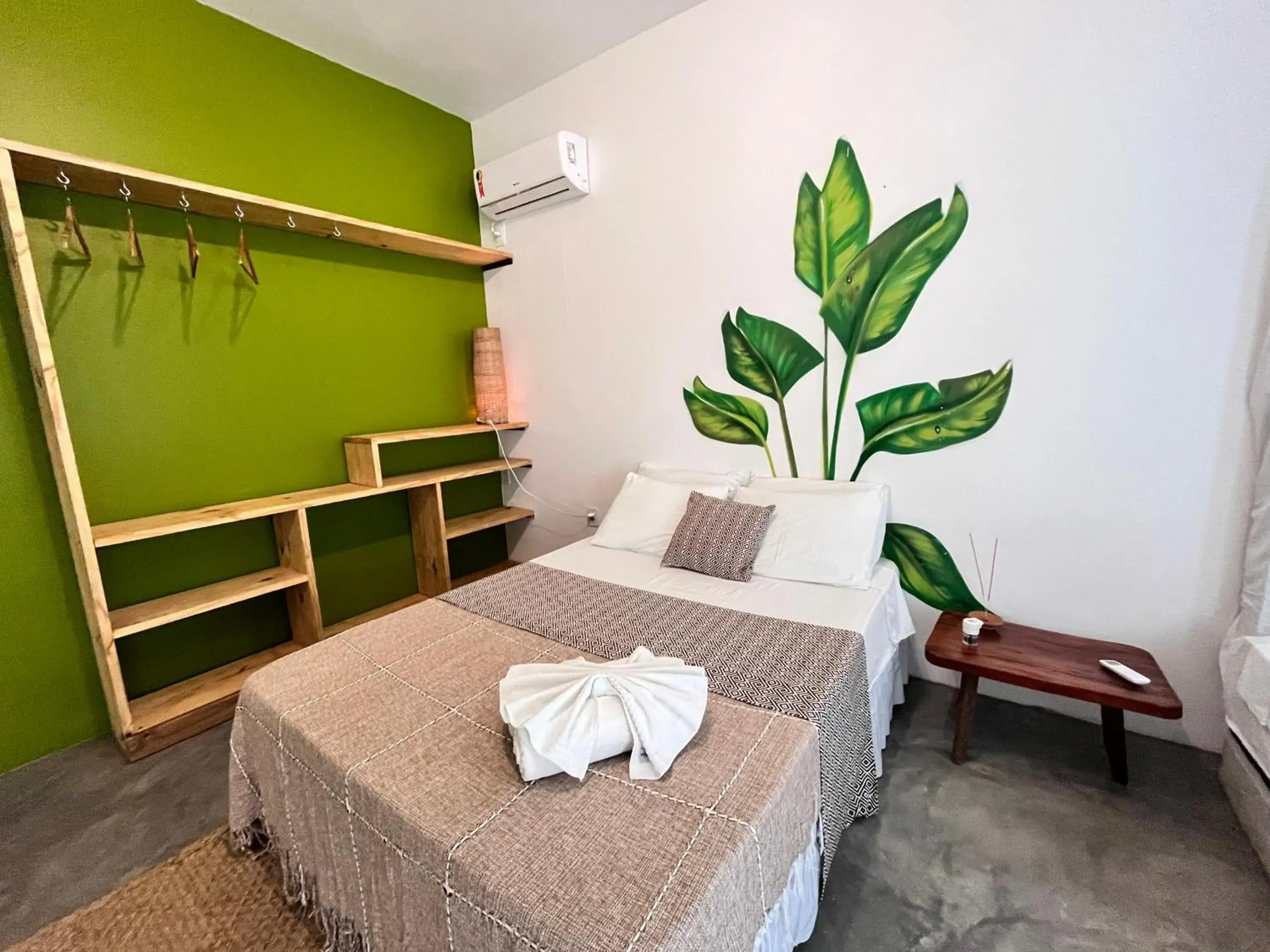 Triple Room with Garden View in Pousada Nascente do Sol Triple Room with Garden View in Pousada Nascente do Sol