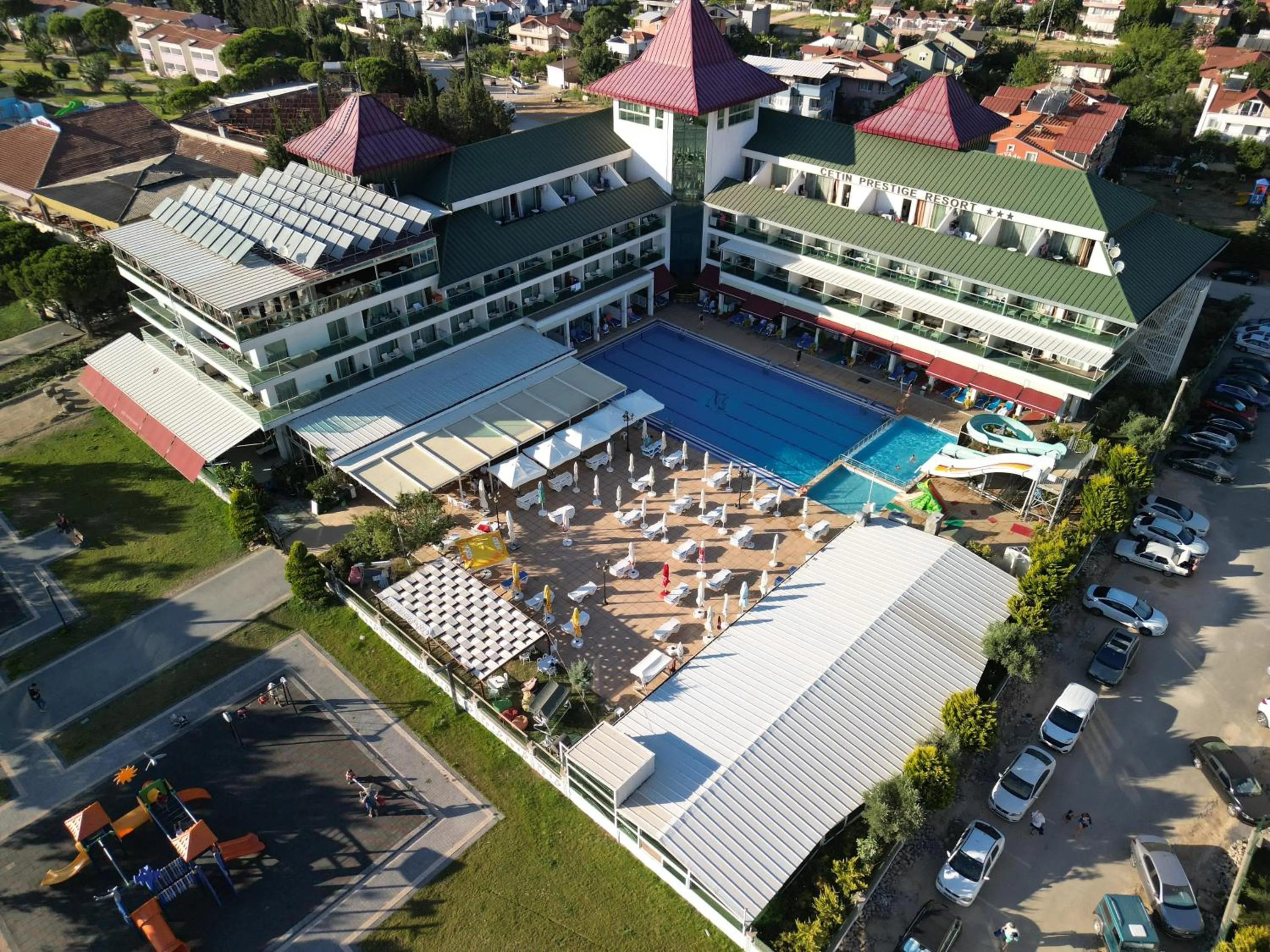 Property building in Ceti̇n Presti̇ge Resort