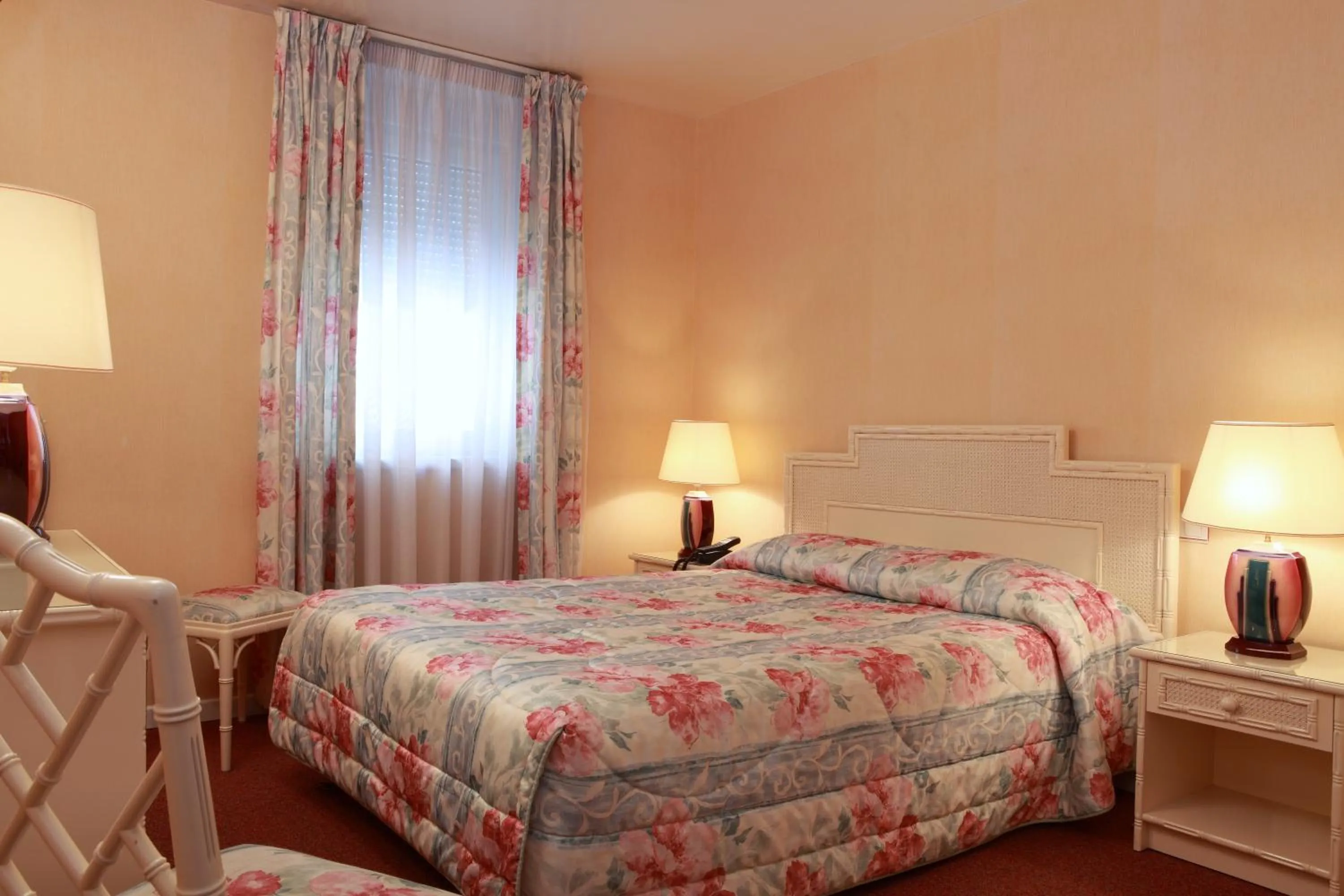 Day in Hôtel Le Roosevelt