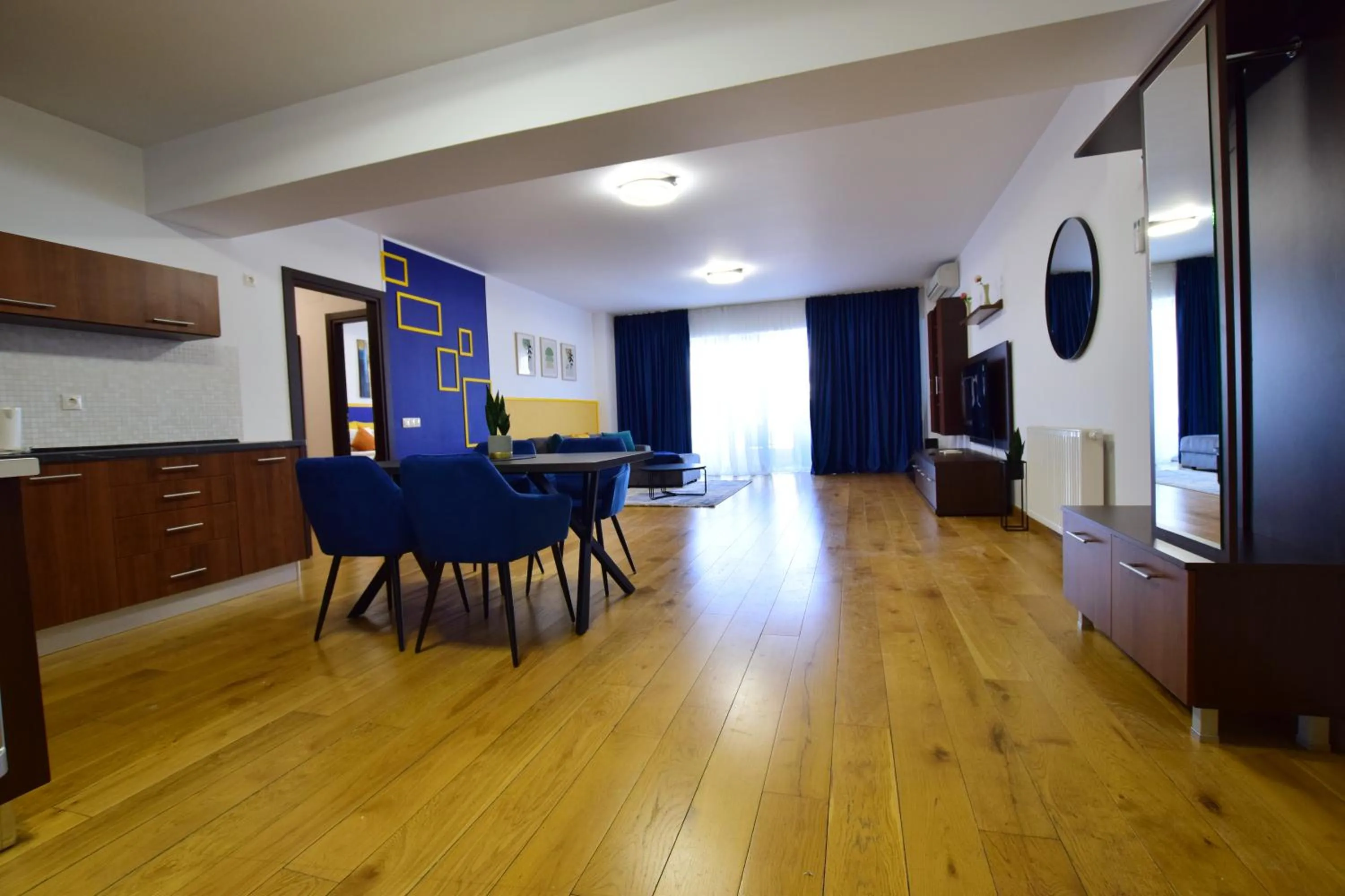 TV and multimedia in Upground Residence Apartments