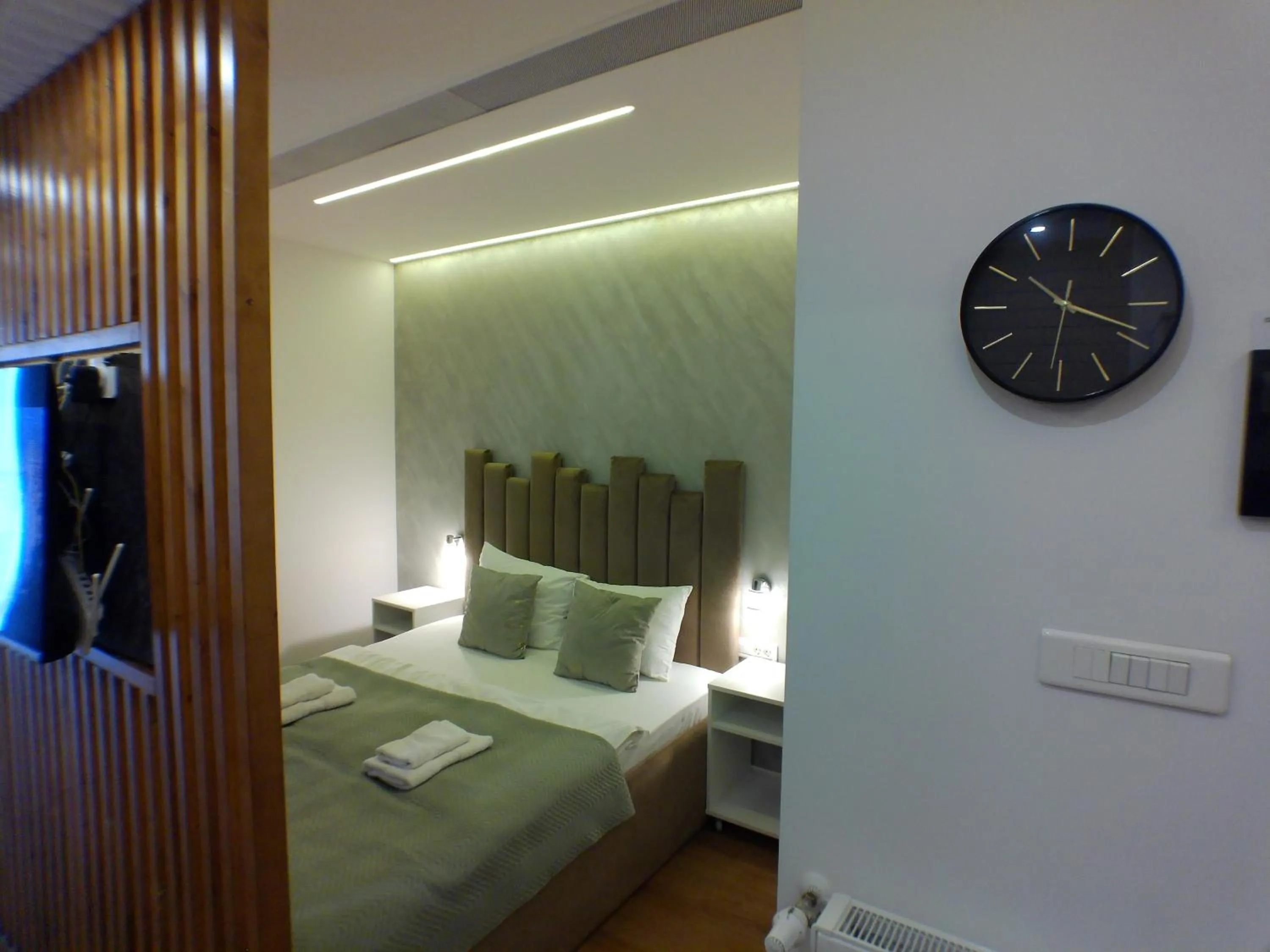 TV and multimedia, Bed in Upground Residence Apartments