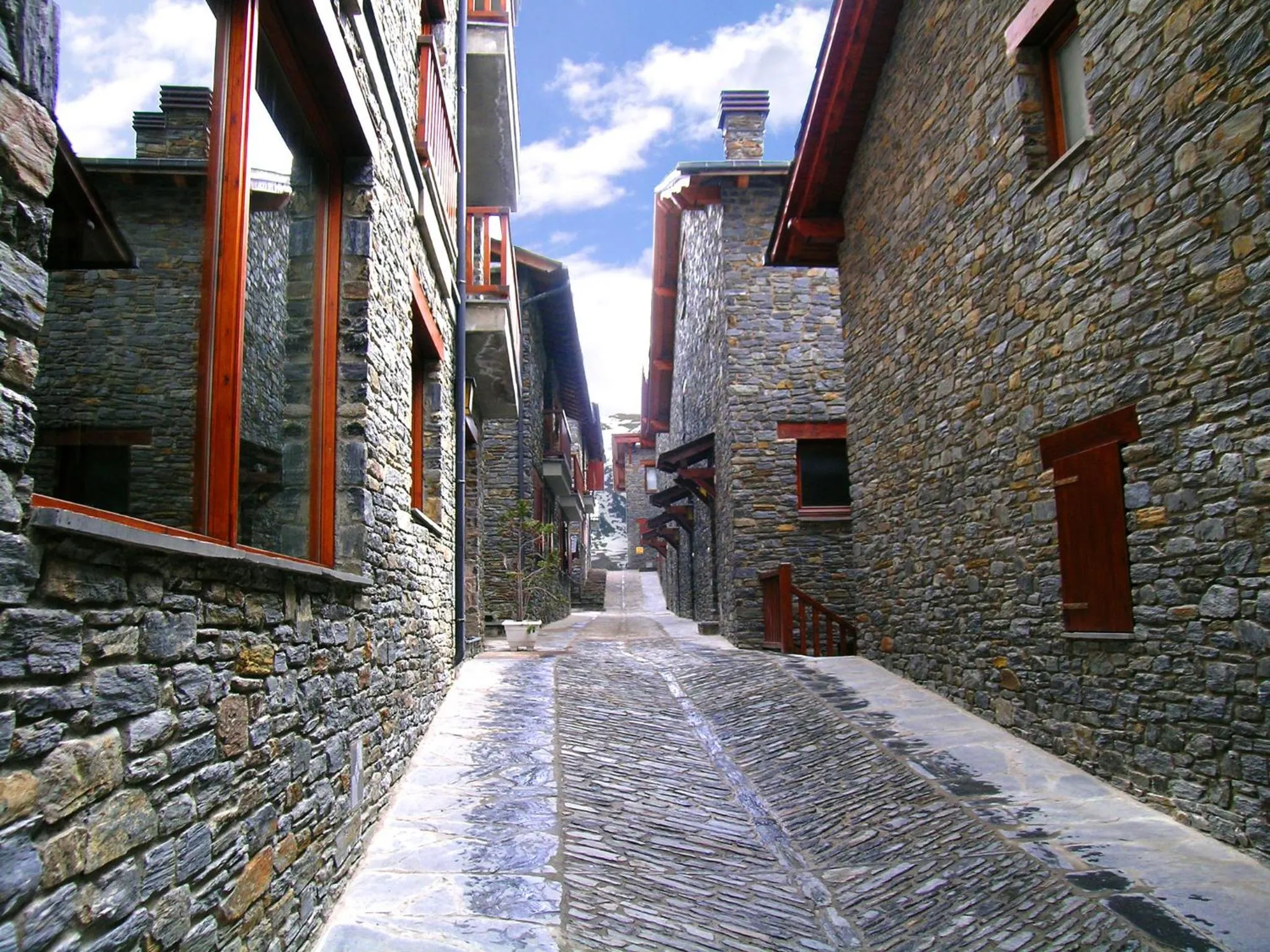 Facade/entrance in Apartamentos Ona Dorada el Tarter