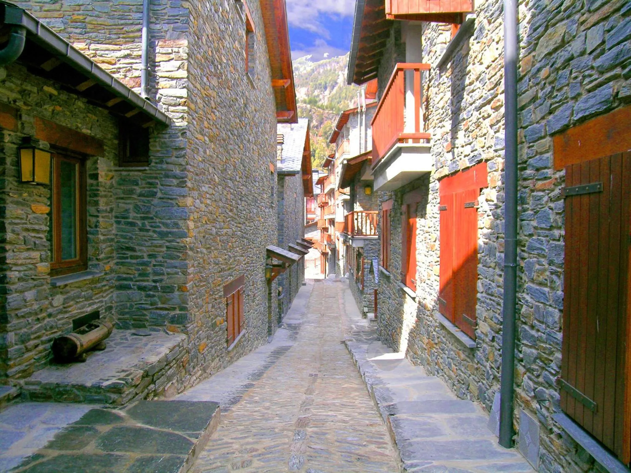 Bird's eye view in Apartamentos Ona Dorada el Tarter