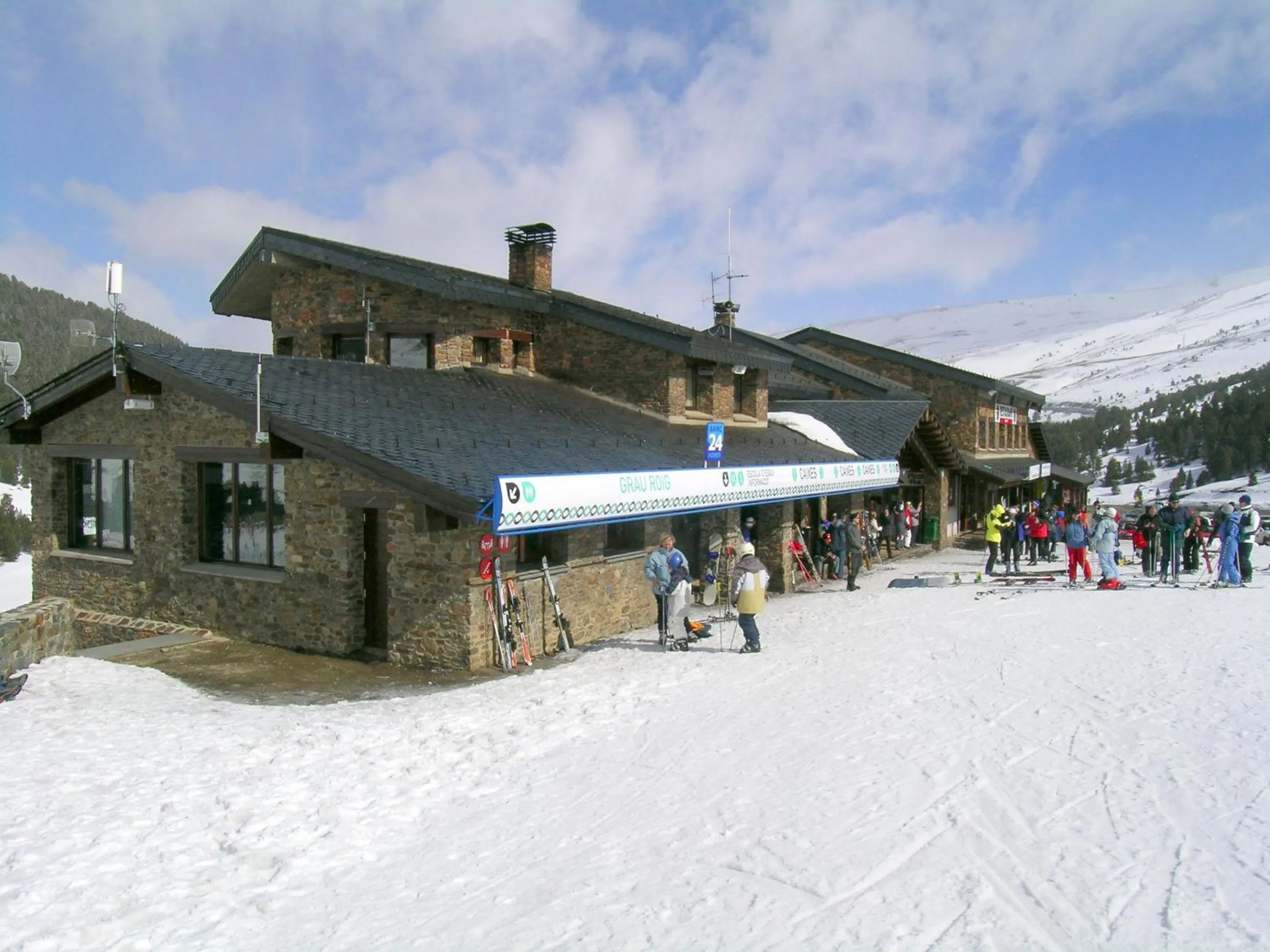 Skiing in Apartamentos Ona Dorada el Tarter