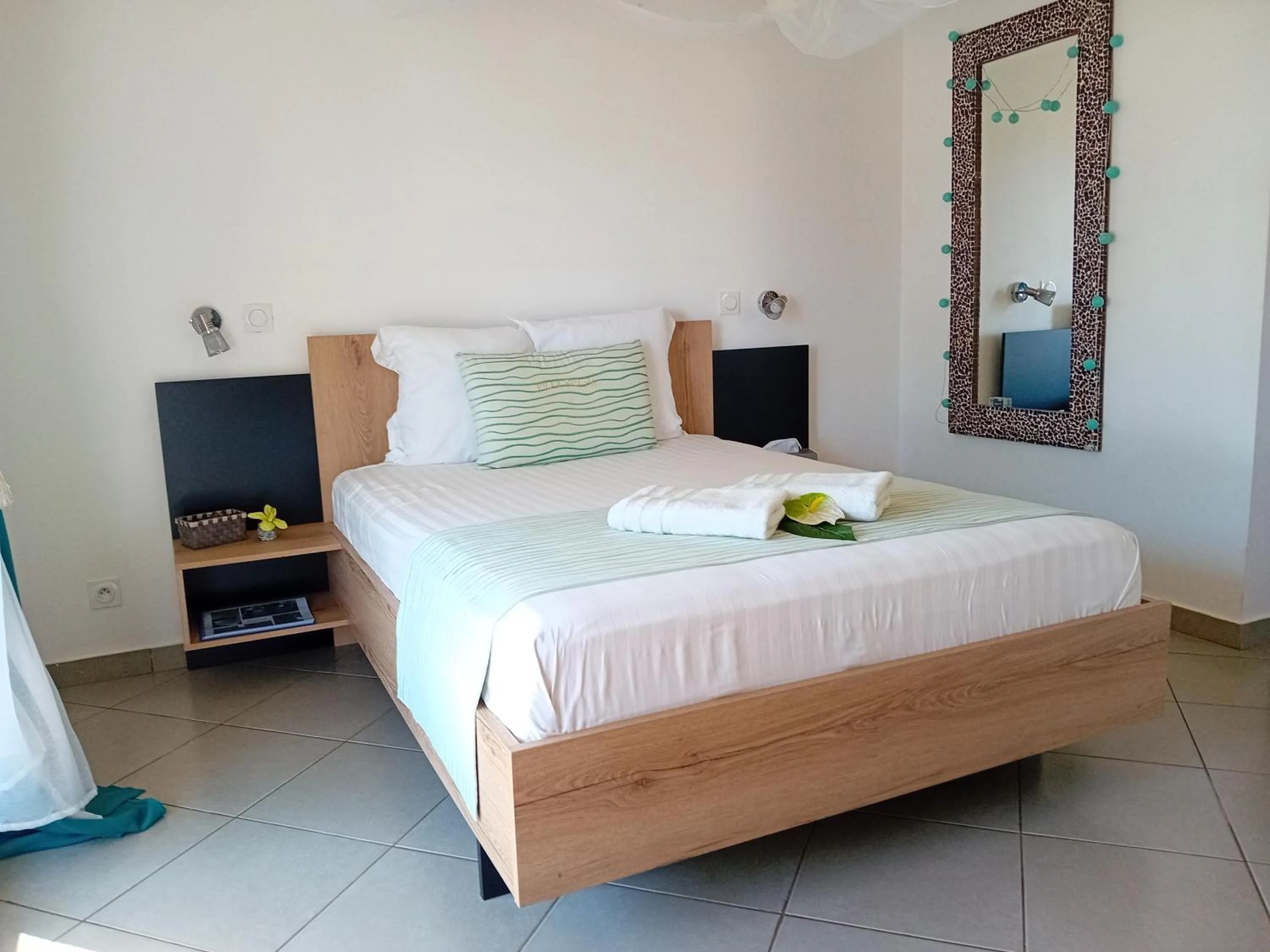 Pool view, Bed in Villa Belza et SPA