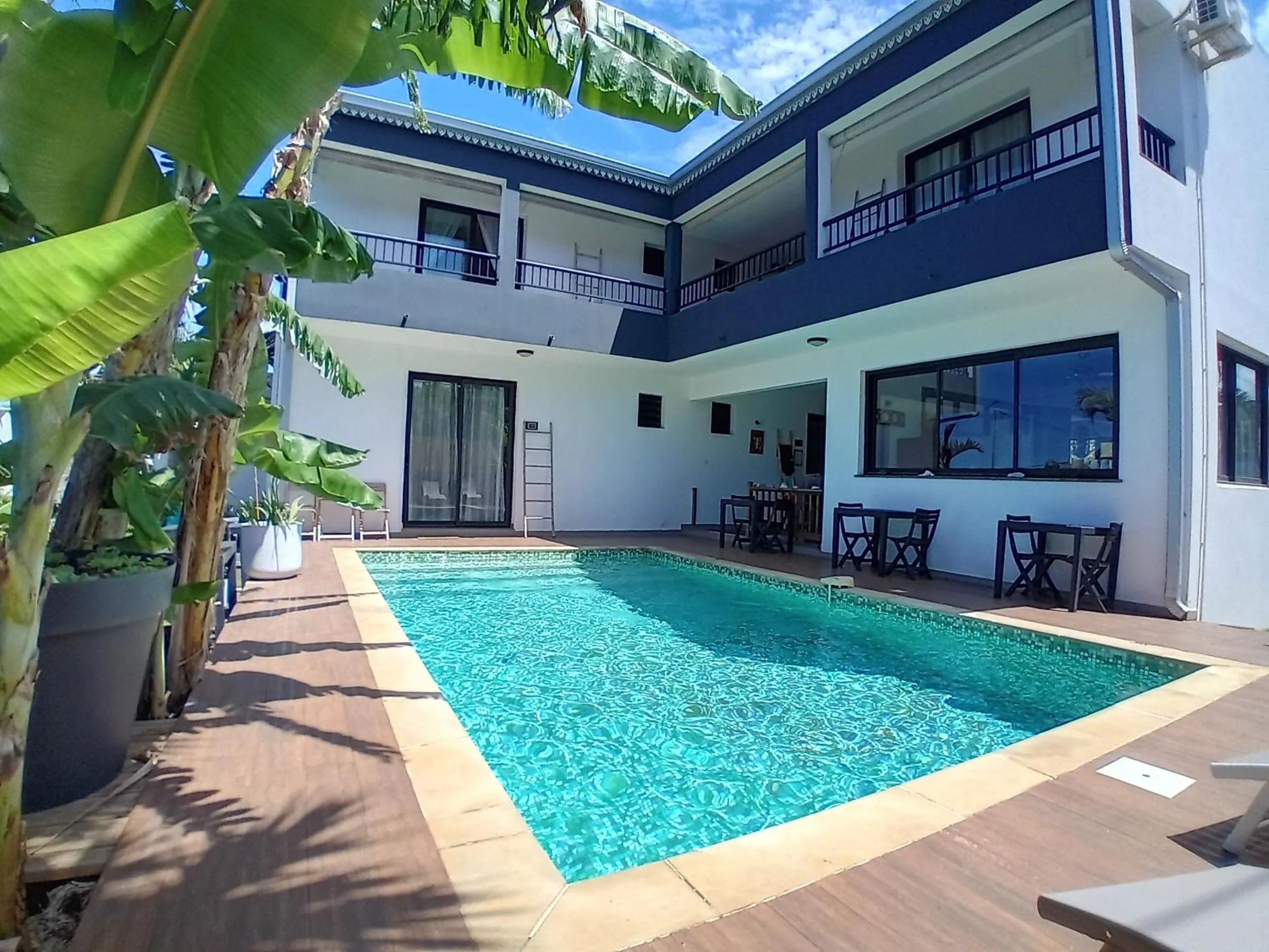 Swimming pool in Villa Belza et SPA